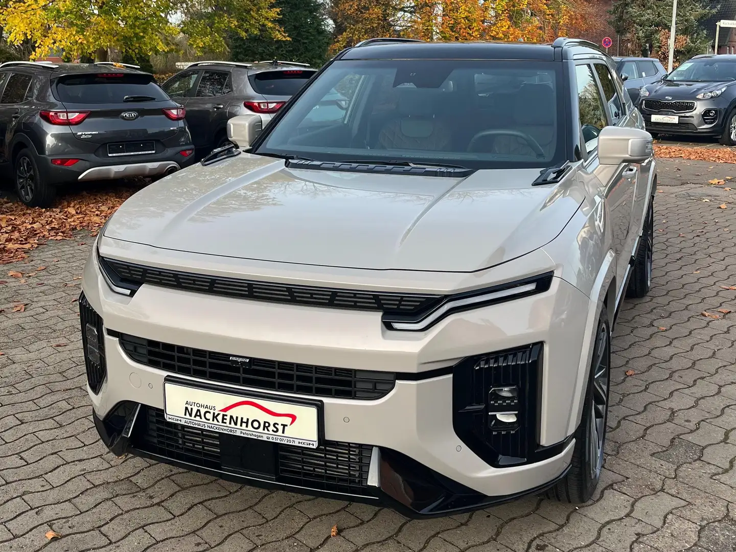 KGM Actyon LUX WD AT Beige - 1