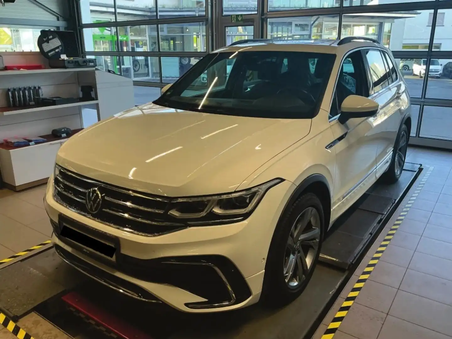 Volkswagen Tiguan 2.0 TDI R-Line *AHK*STANDH*MATRIX*HARMAN* Blanc - 2