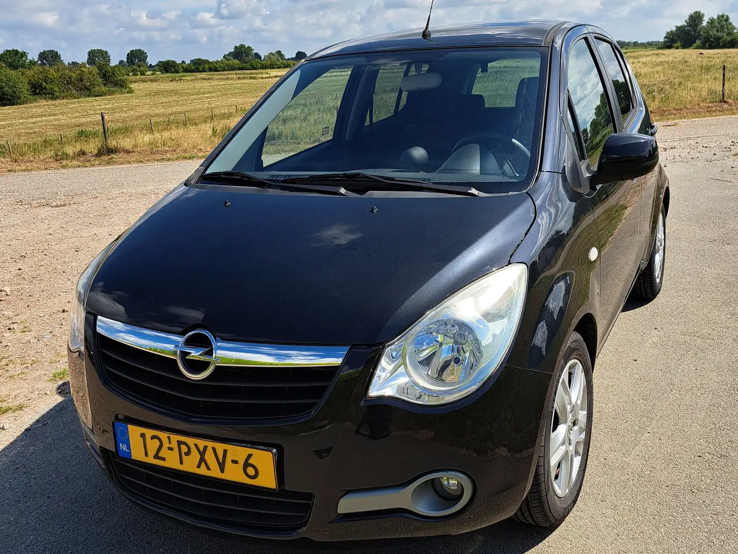 Opel Agila Agila 1.2 Edition Zwart - 1