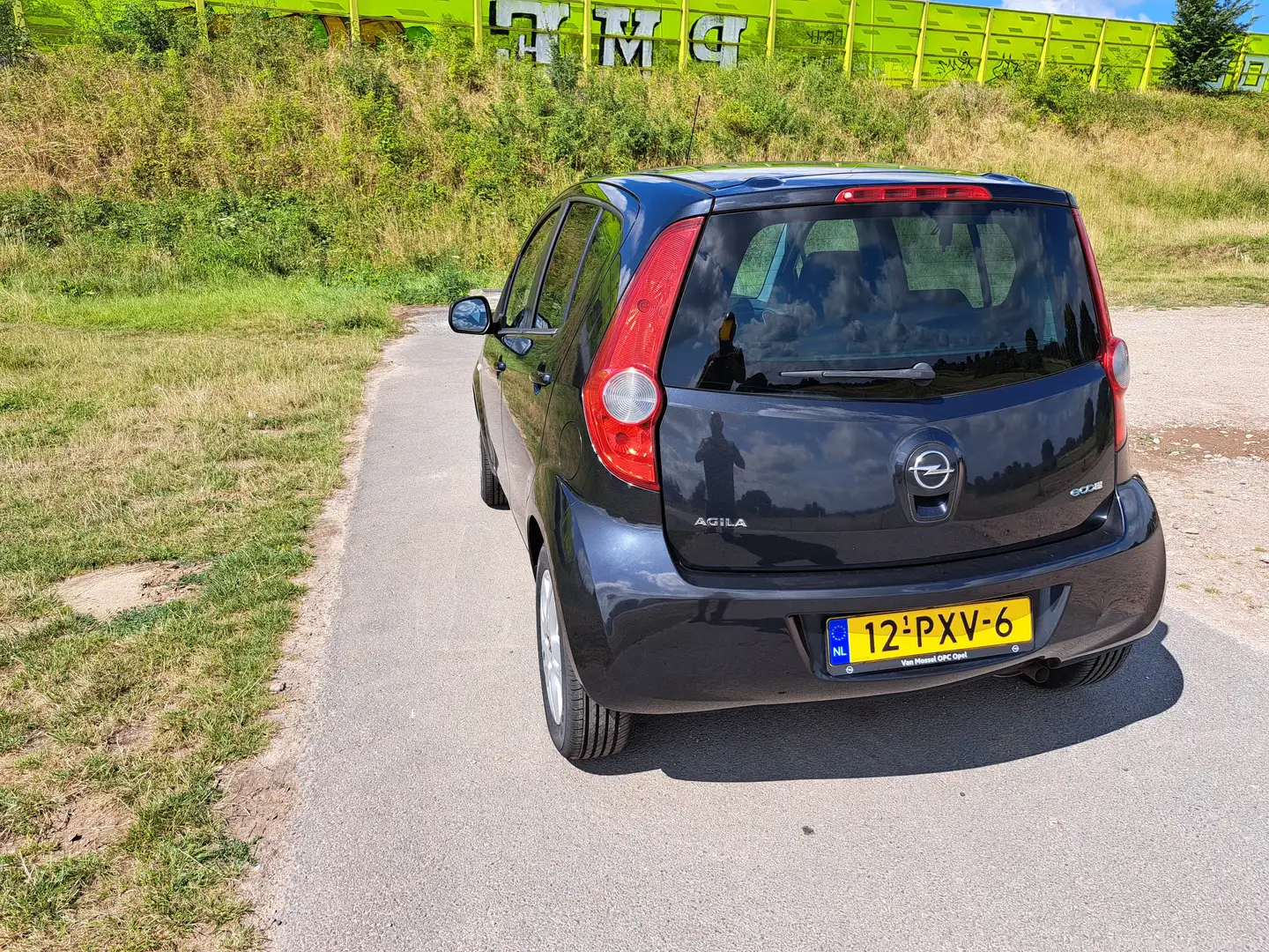 Opel Agila Agila 1.2 Edition Zwart - 2