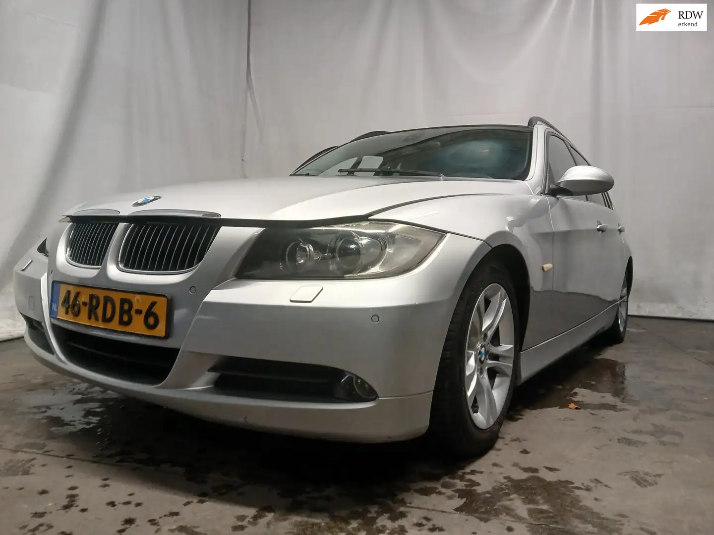 BMW 325 3-serie Touring 325i Executive - Rechter Zijschade Gri - 1