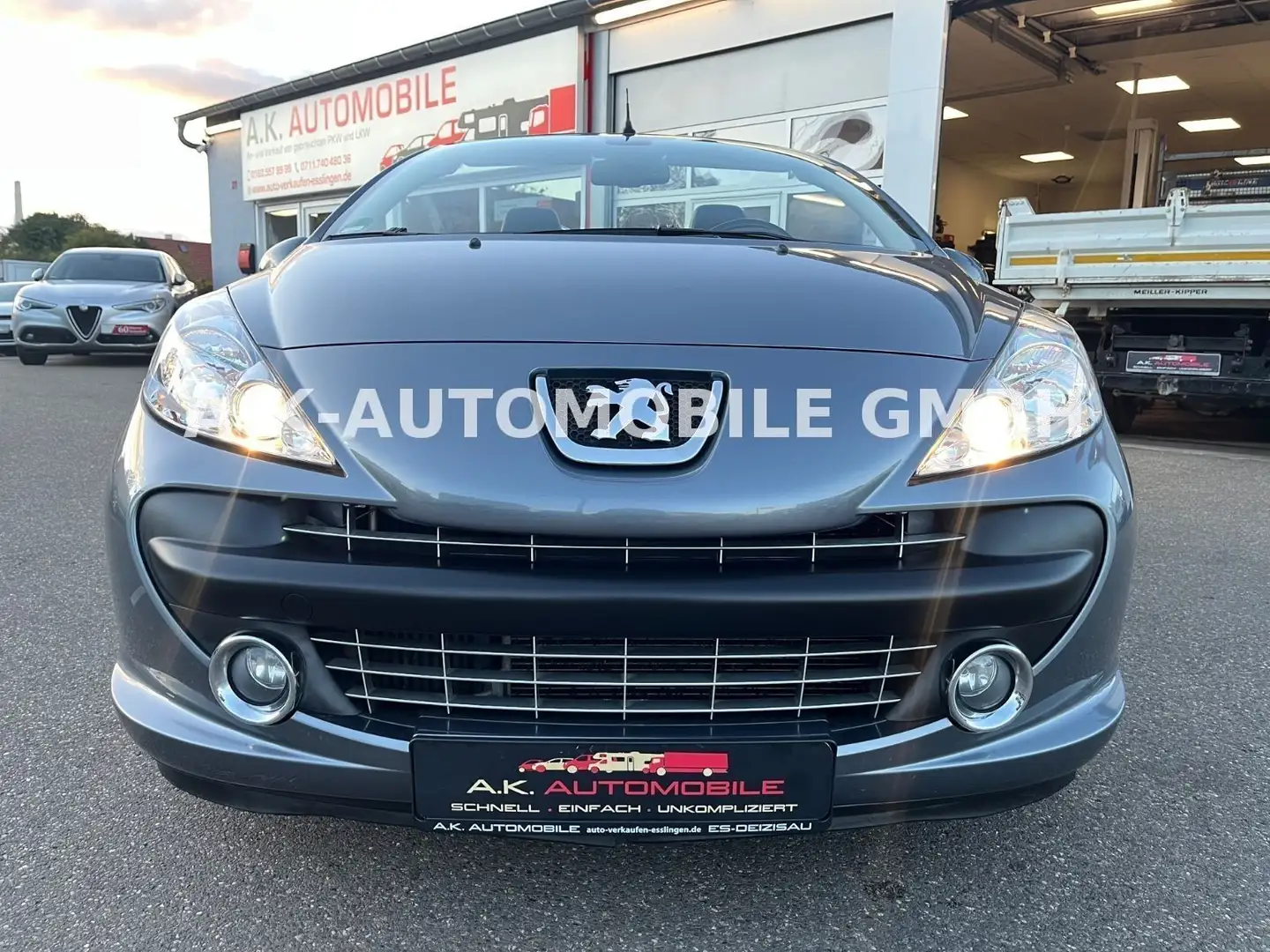 Peugeot 207 CC Cabrio-Coupe Sport*LEDER*PDC*SHZ*1-HAND* Grau - 2