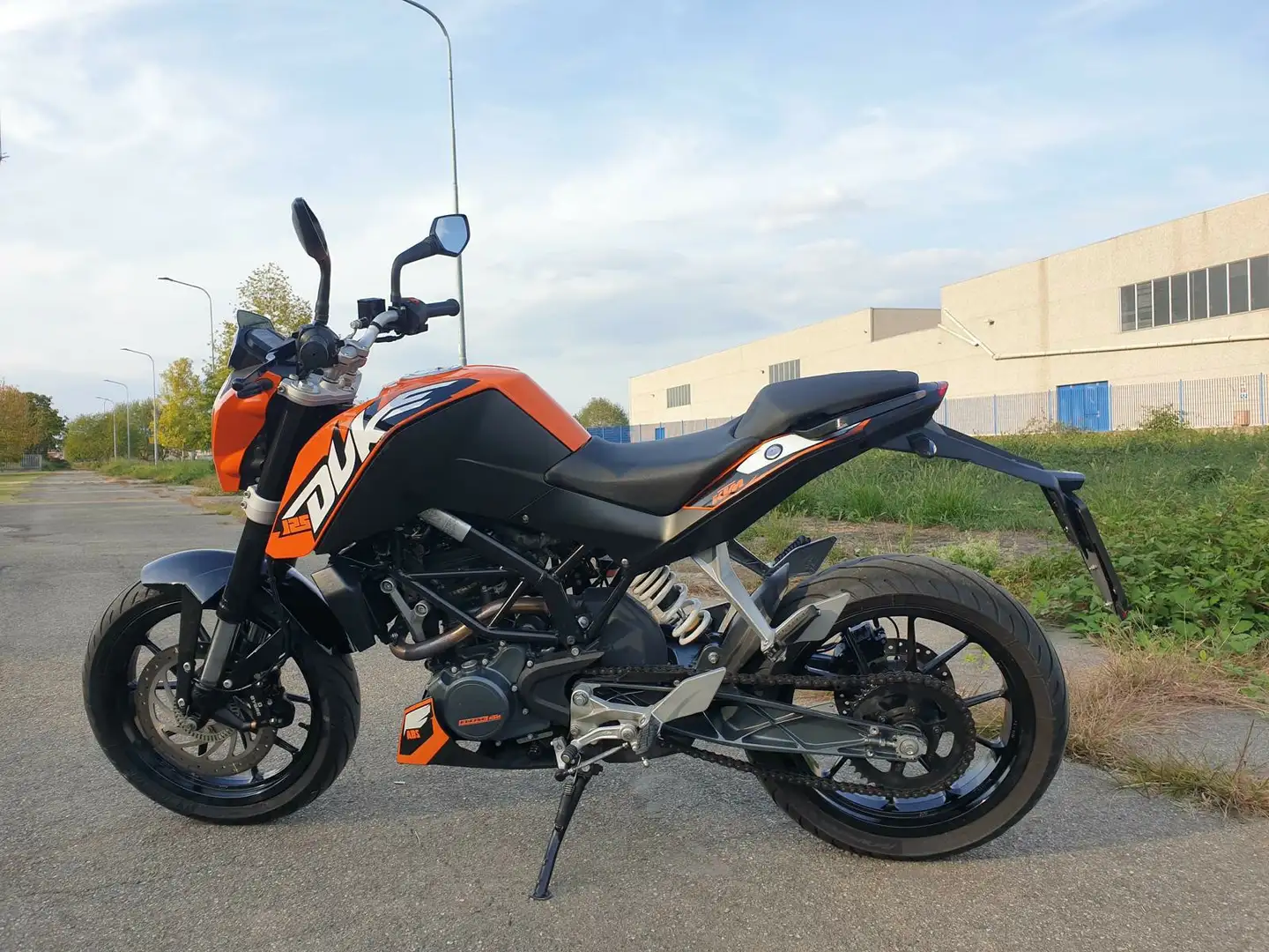 KTM 125 Duke ABS Naranja - 2