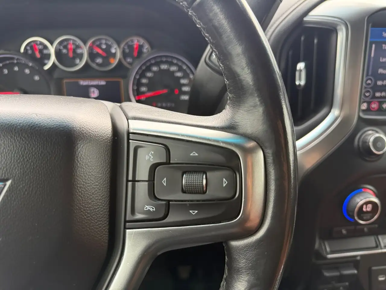 Chevrolet Silverado 2500 снимка Chevrolet Silverado 2500