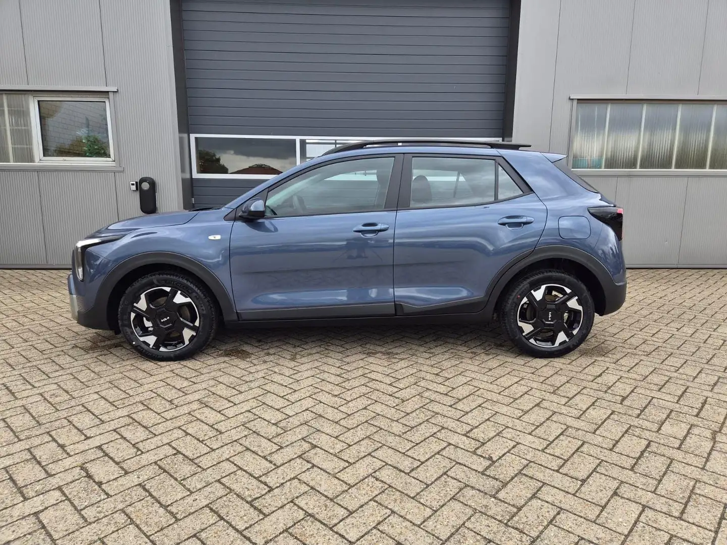 Kia Stonic 1.0 T-GDI MHEV 115PS NEUES MODELL Sitzheizung L... Blau - 2