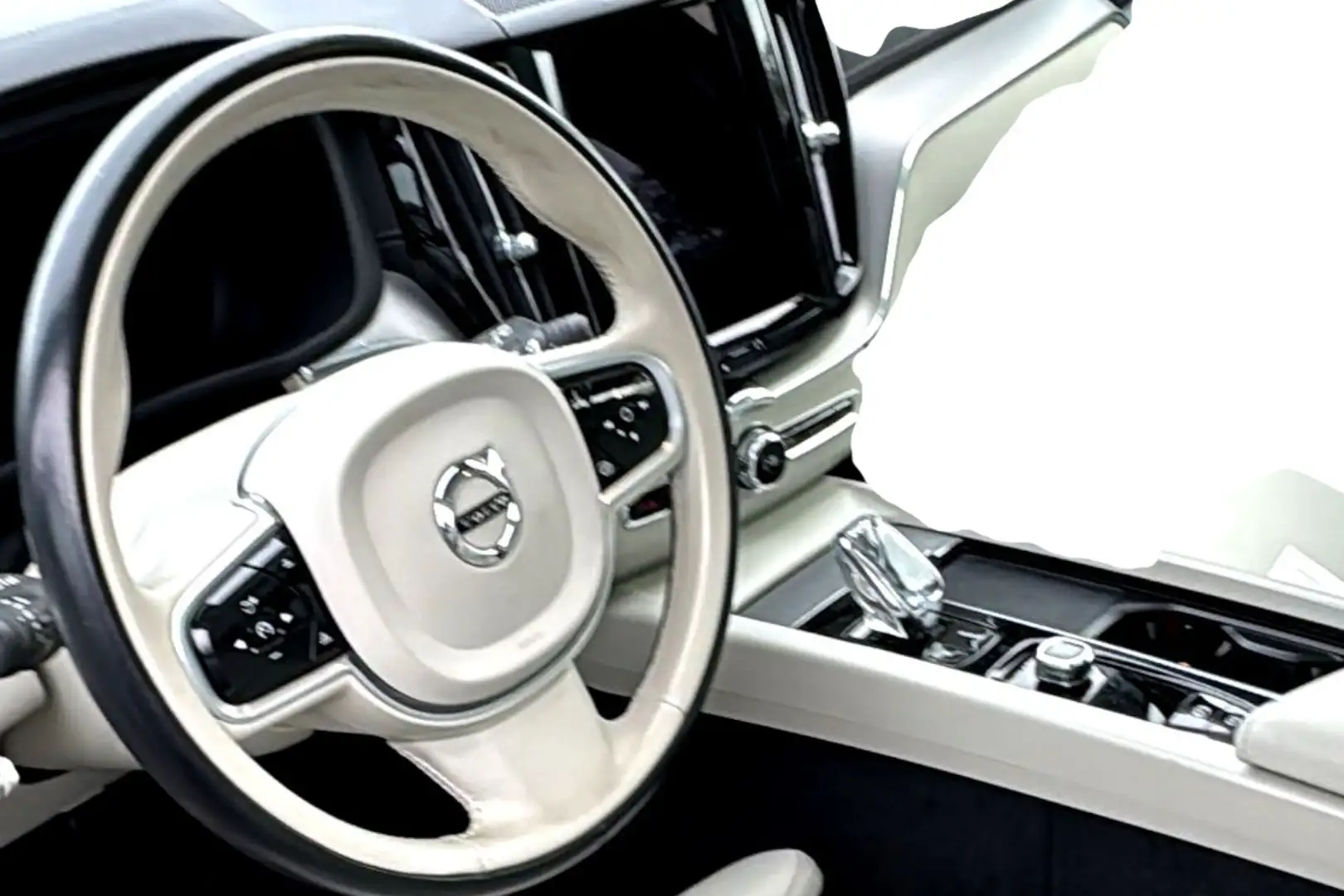 Volvo XC60 2.0 T6 AWD 250kW/340pk Aut8 Recharge Inscription E Blauw - 2