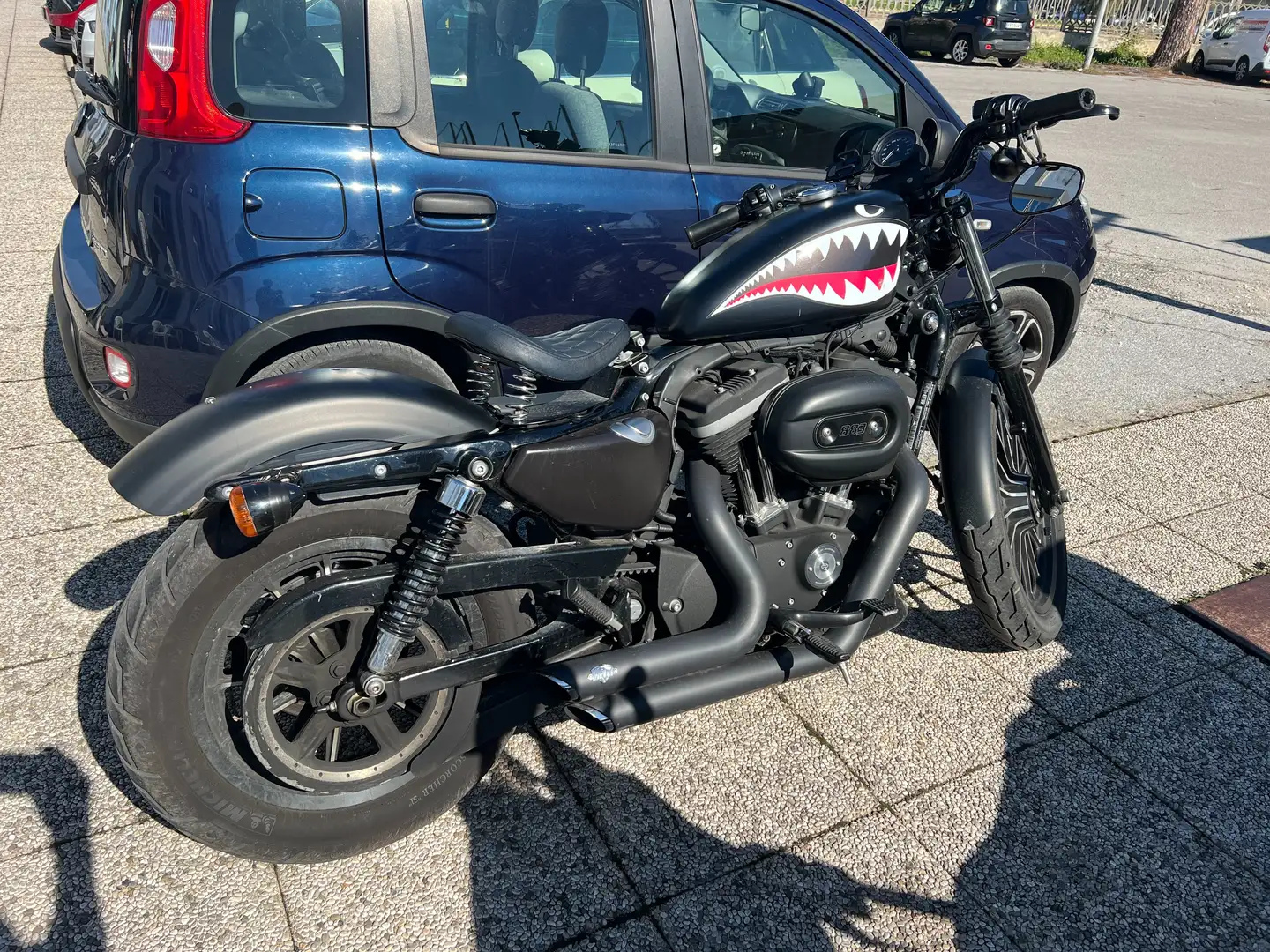 Harley-Davidson Iron 883 Černá - 2