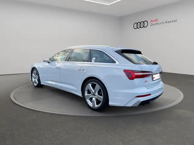 Audi S6 view 4