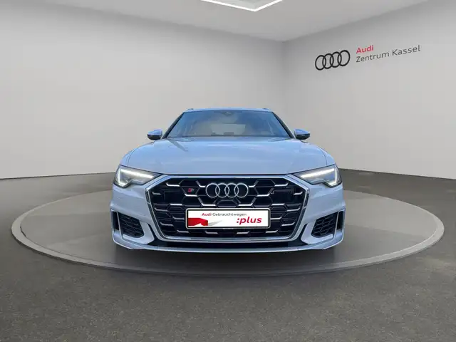 Audi S6 view 9