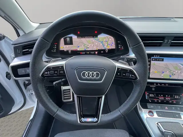 Audi S6 view 11