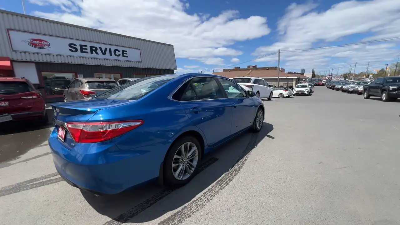 Toyota Camry снимка Toyota Camry