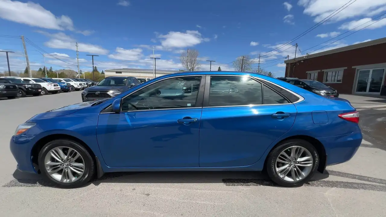 Toyota Camry снимка Toyota Camry