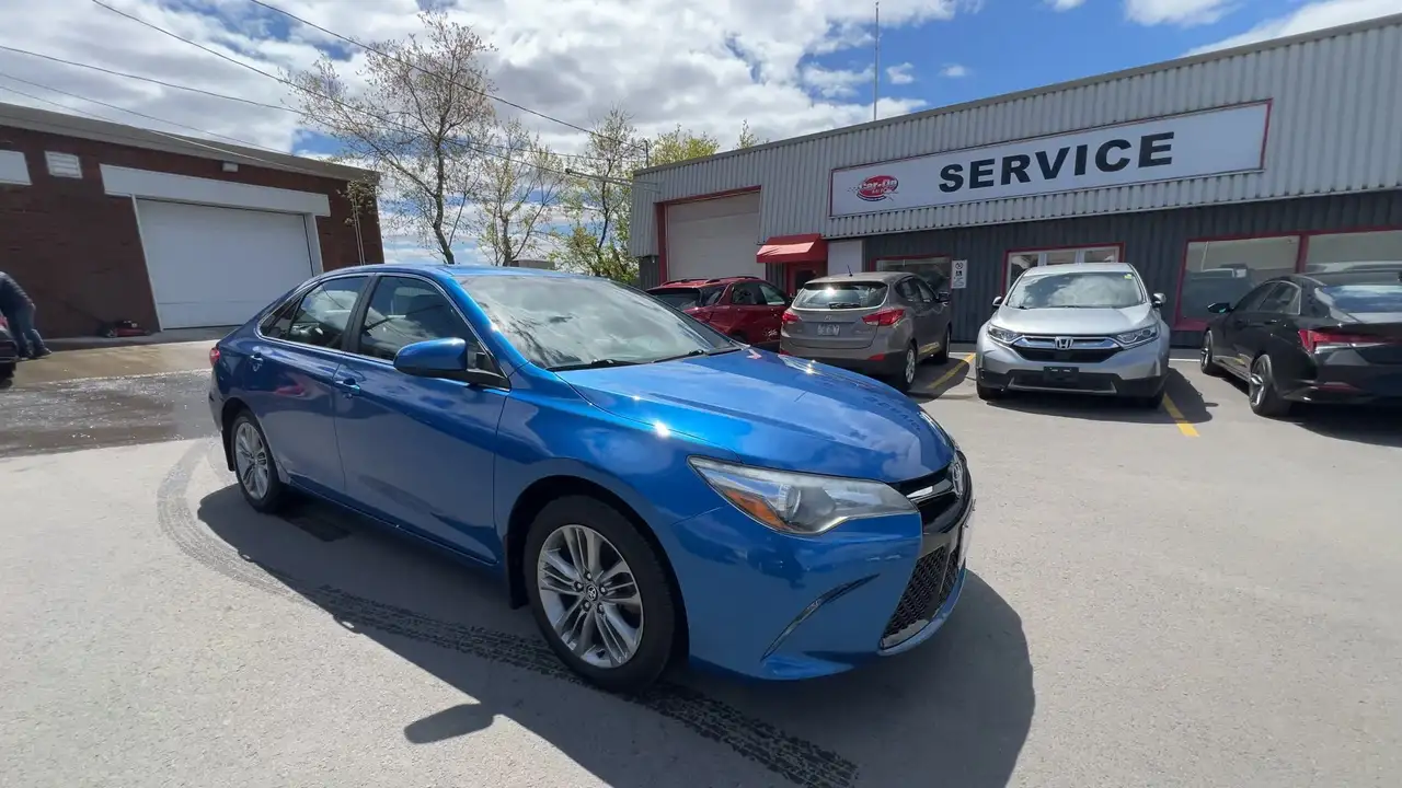 Toyota Camry снимка Toyota Camry