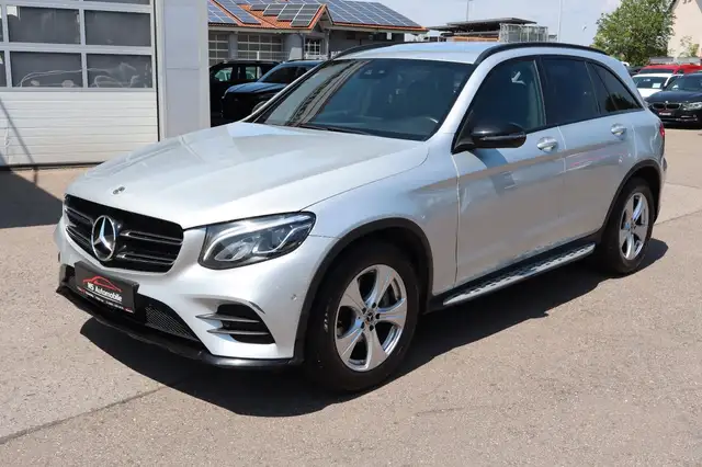 Mercedes-Benz GLC 220 d 4-Matic AMG Line Kamera_Navi_Ambiente