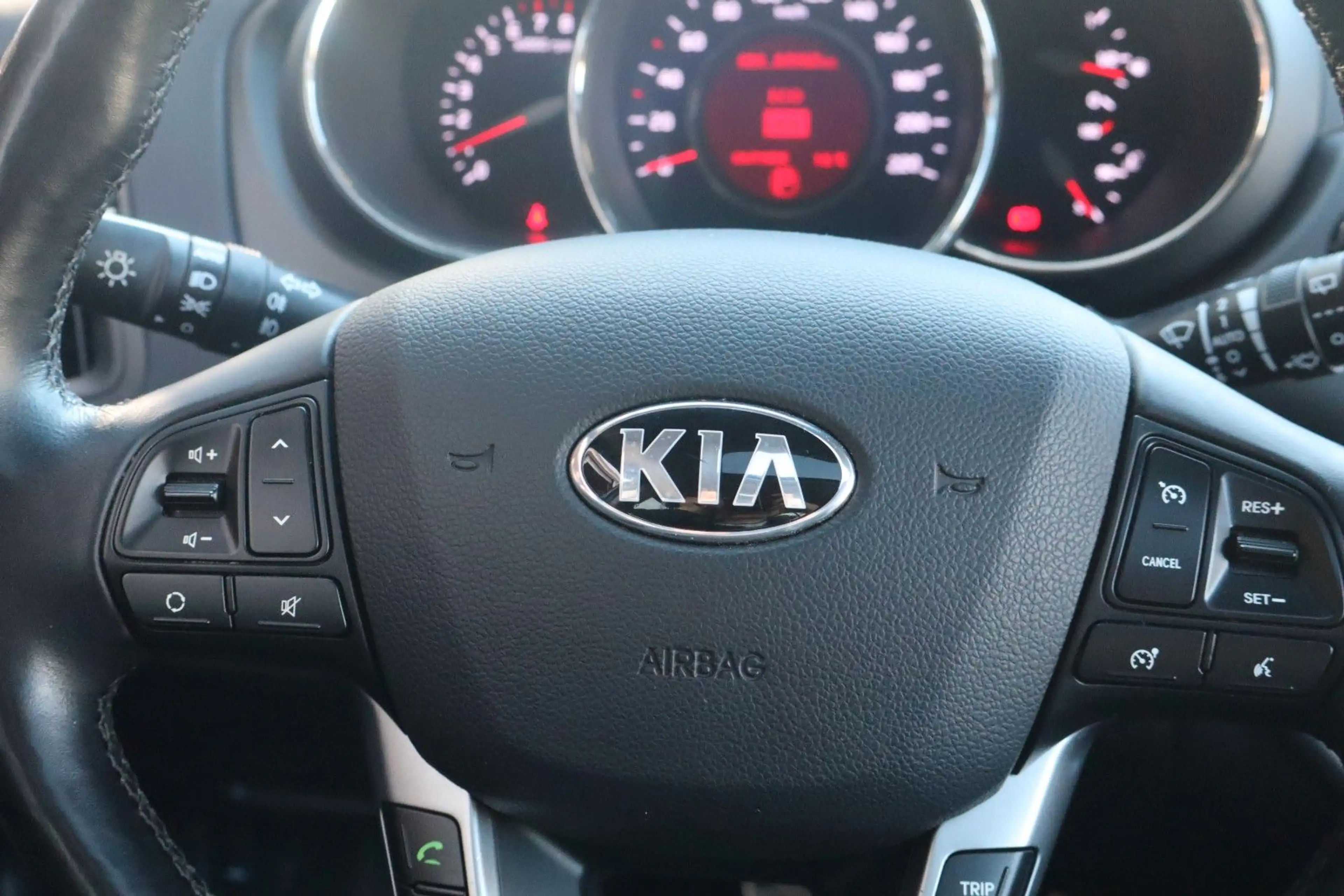Kia Rio Platinum Edition Automatik — photo 12