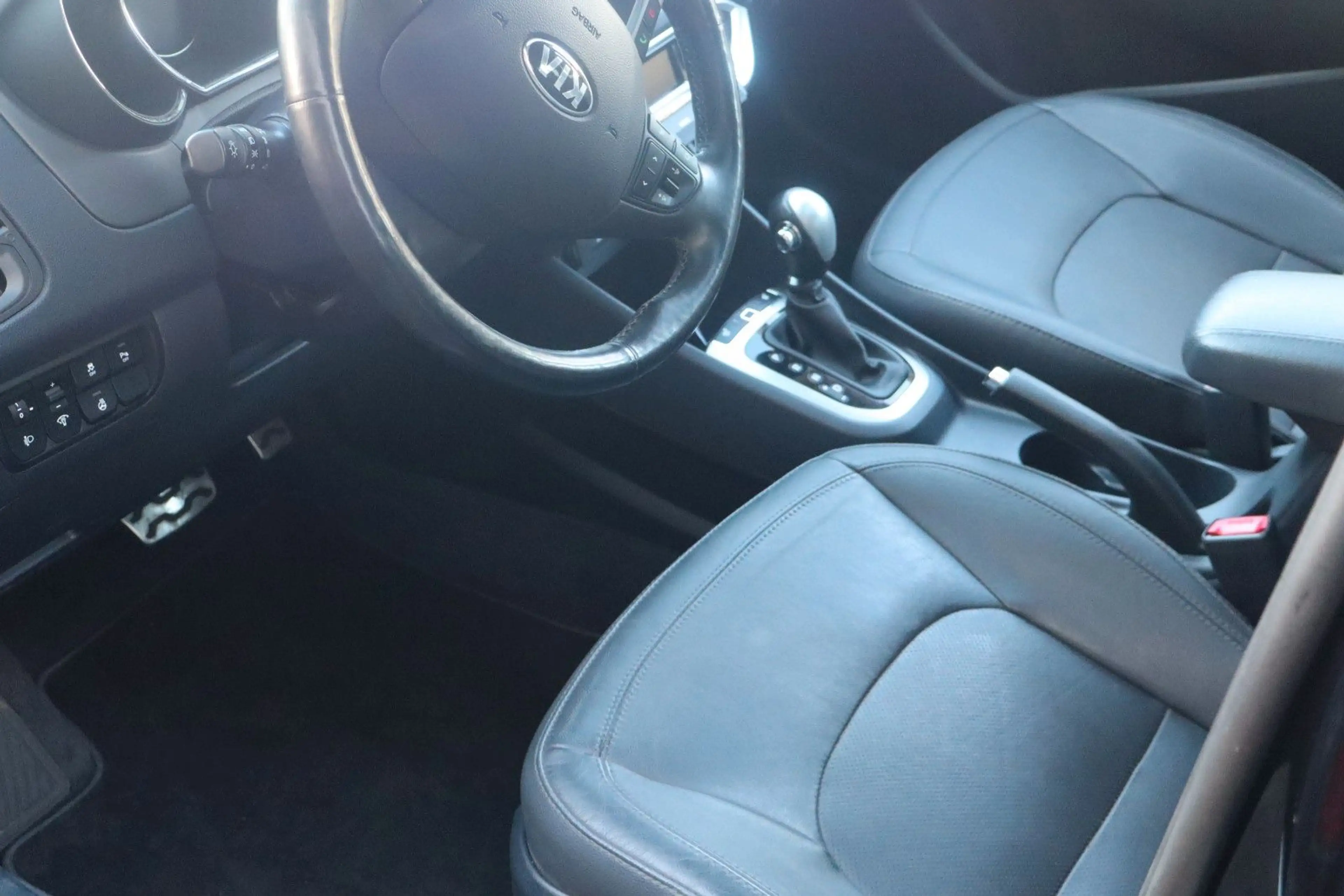 Kia Rio Platinum Edition Automatik — photo 9