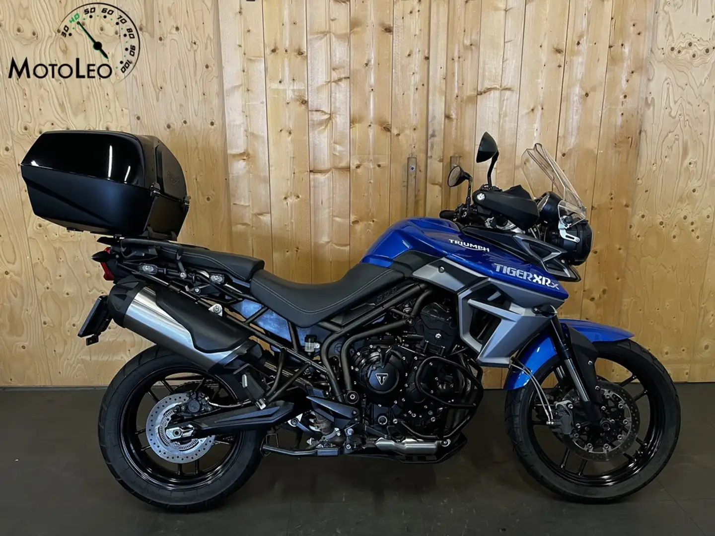 Triumph Tiger 800 XRX - 1