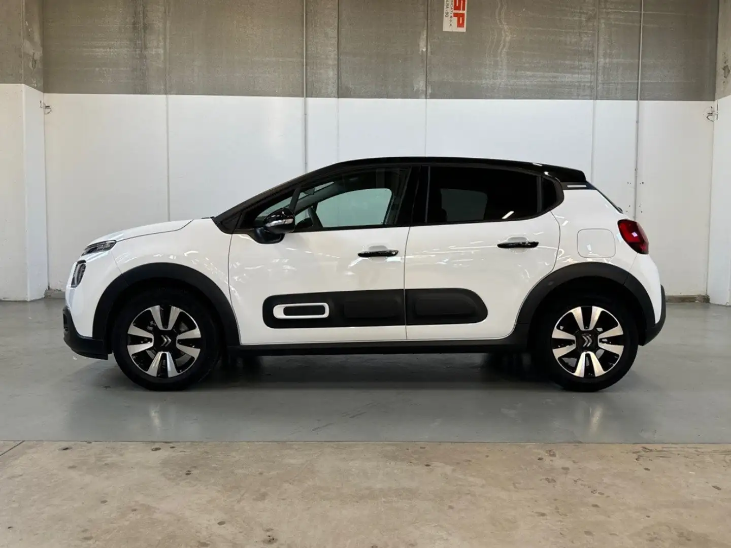 Citroen C3 PureTech 83 S&S Shine Blanc - 2