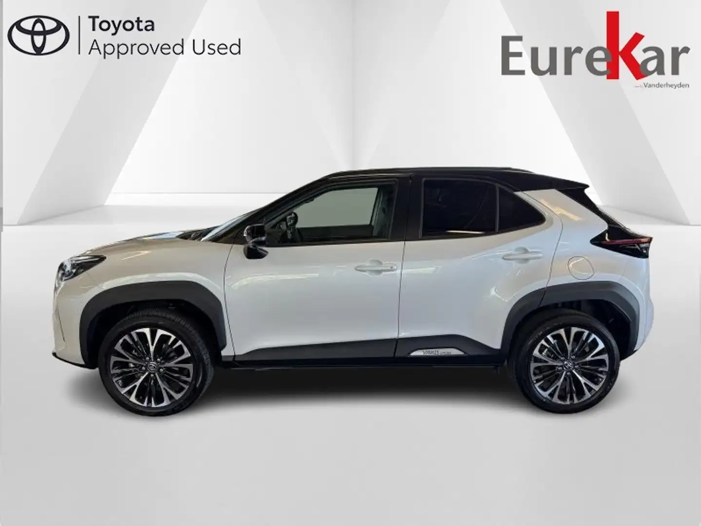 Toyota Yaris Cross 1.5 Hybrid 130 Elegante Wit - 2