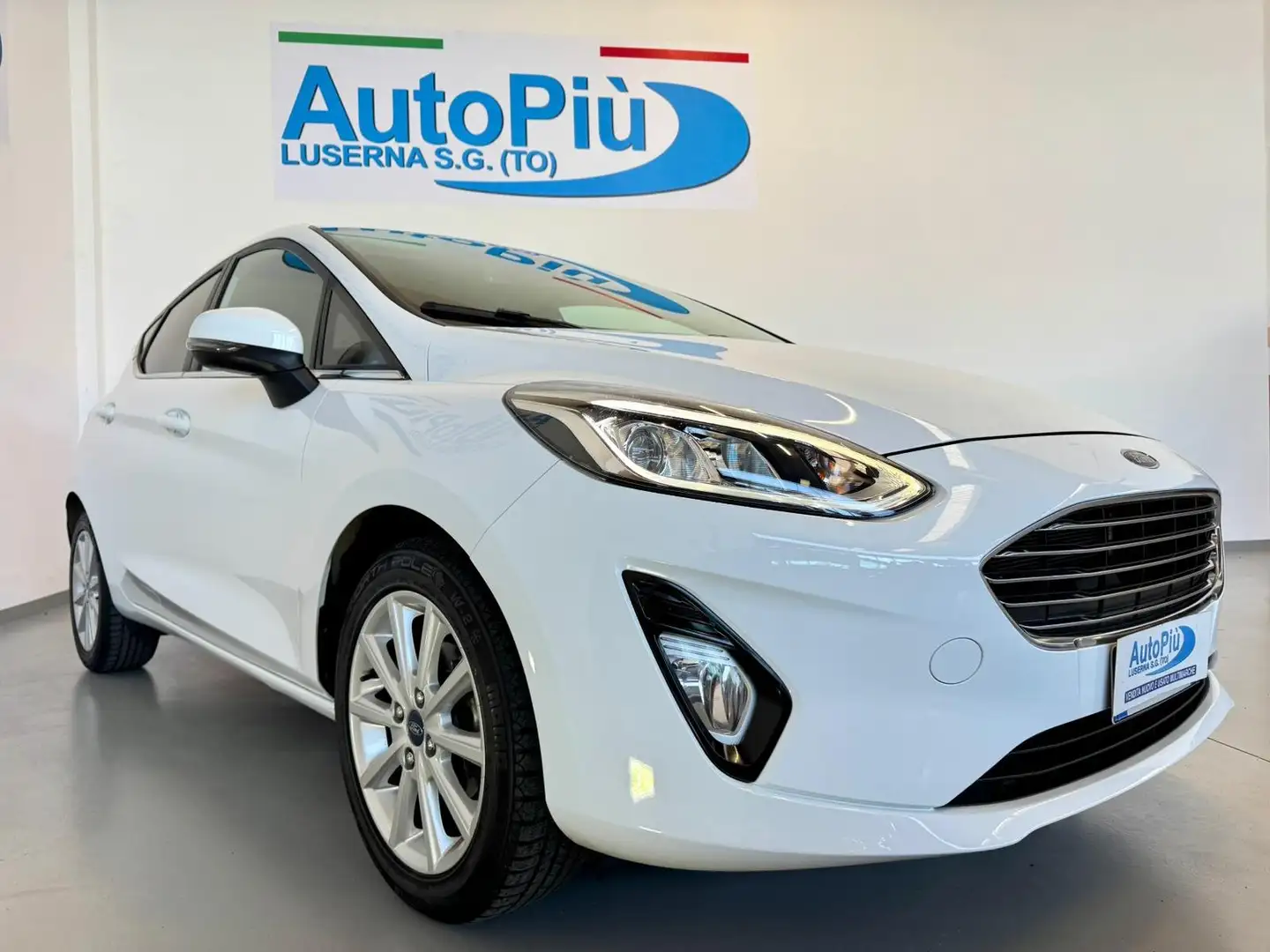 Ford Fiesta Fiesta VII 2017 5p 5p 1.1 Titanium 85cv Blanc - 2