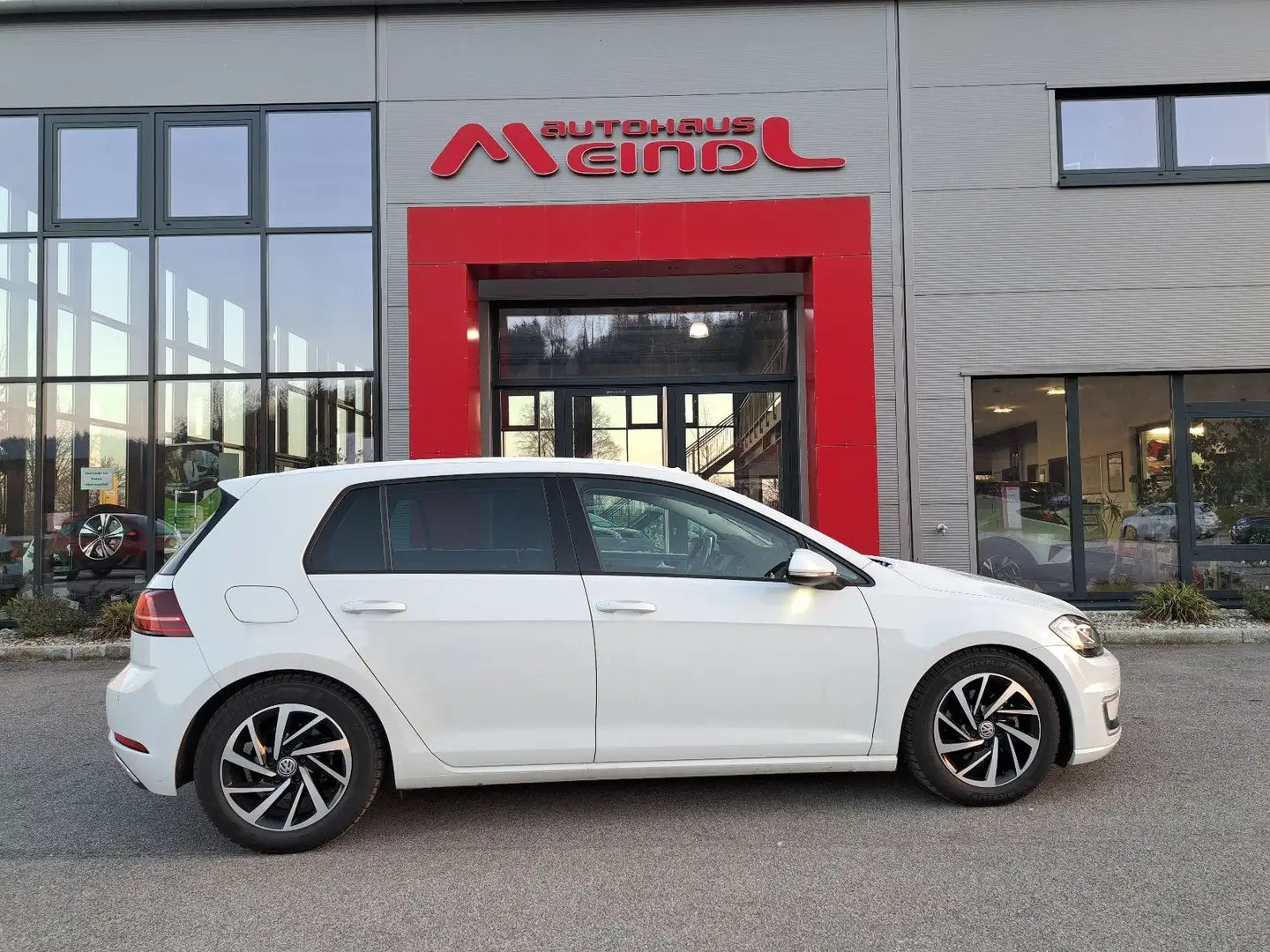 Volkswagen Golf VII Lim. e-Golf, DYNAUDIO, Vollausstattung Blanc - 1