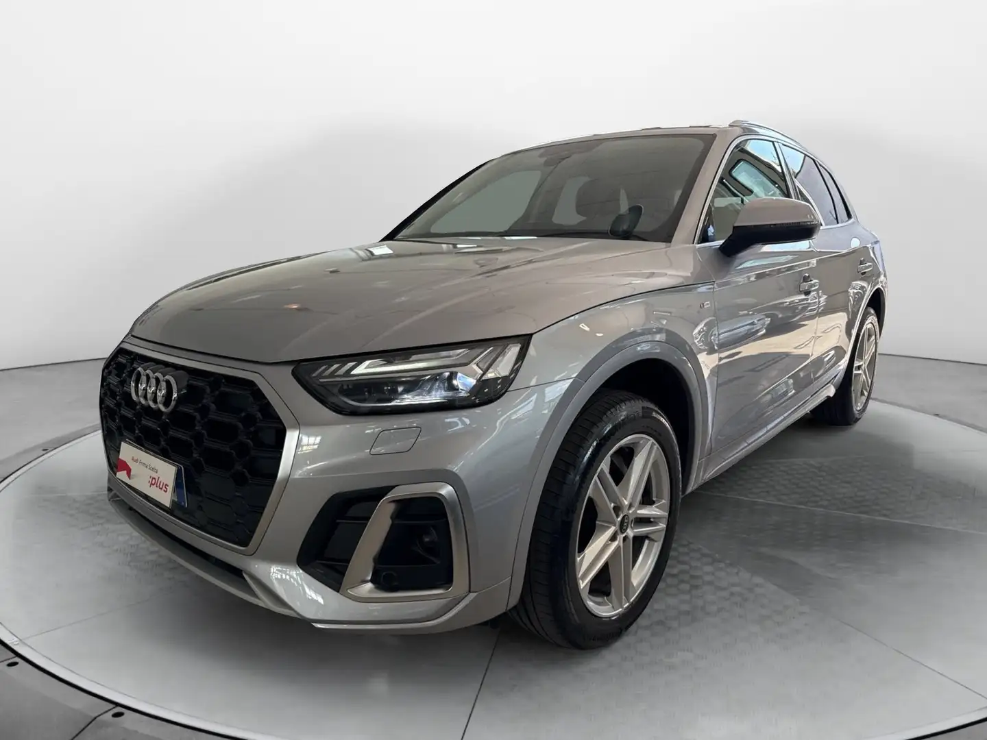 Audi Q5 40 2.0 tdi mhev 12V S line quattro s-tronic 204cv Argento - 1