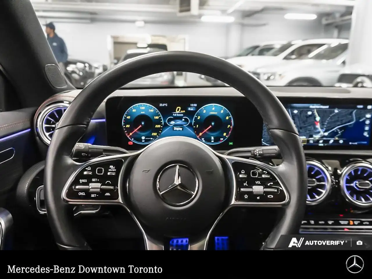 Mercedes-Benz CLA снимка Mercedes-Benz CLA