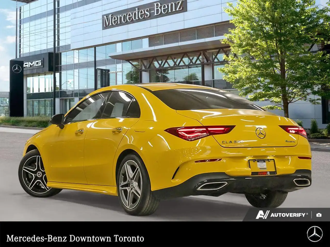 Mercedes-Benz CLA снимка Mercedes-Benz CLA