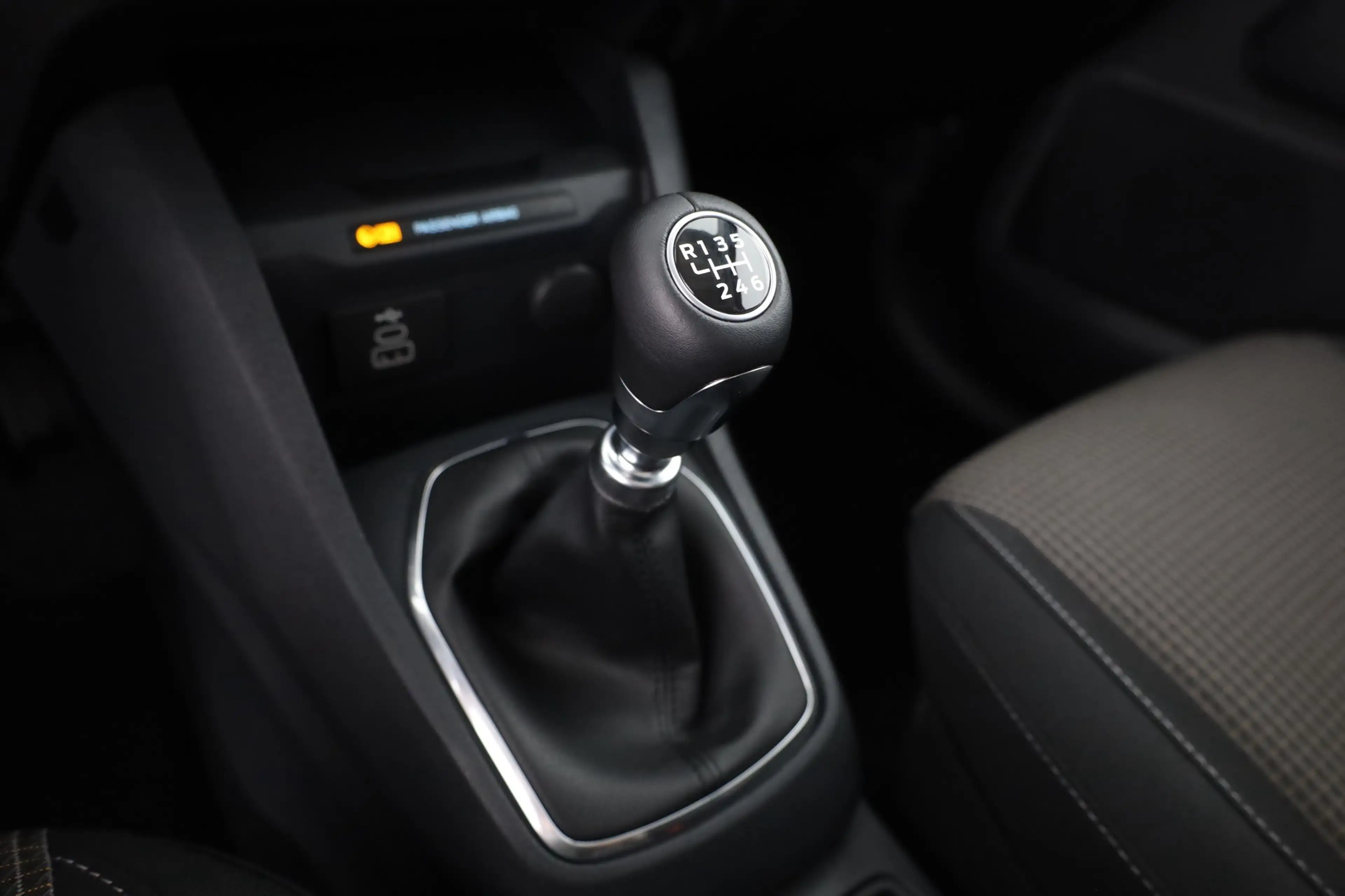 Ford Tourneo Courier Trend 1.0 EB Sitzheizung  Tempomat — photo 13