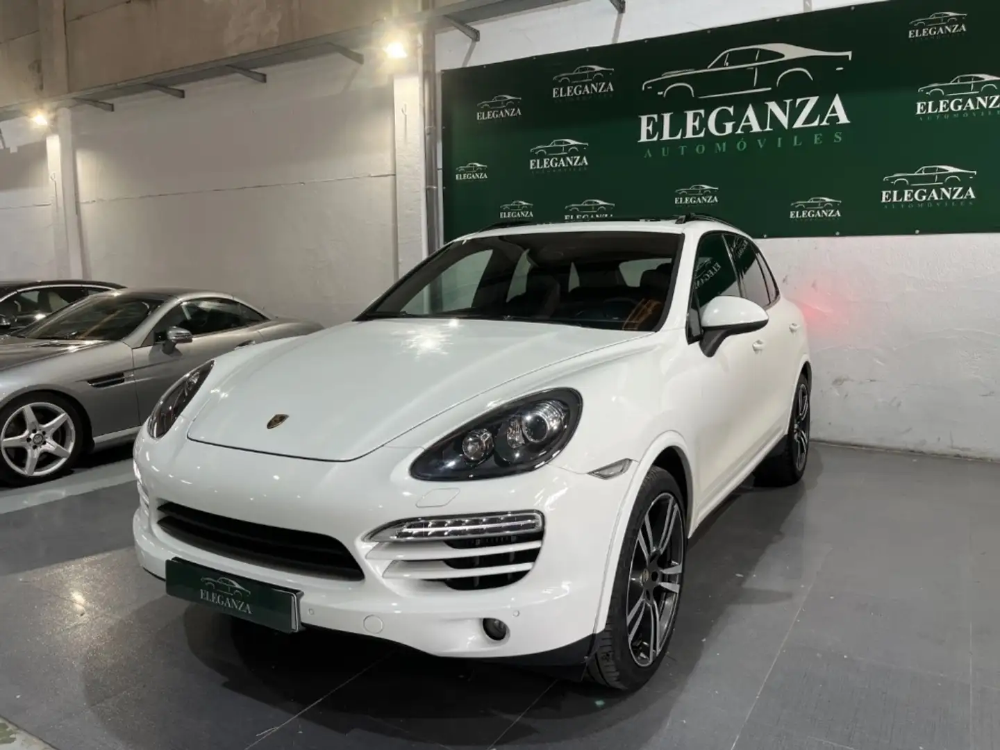 Porsche Cayenne Diesel 245 Aut. Blanco - 1