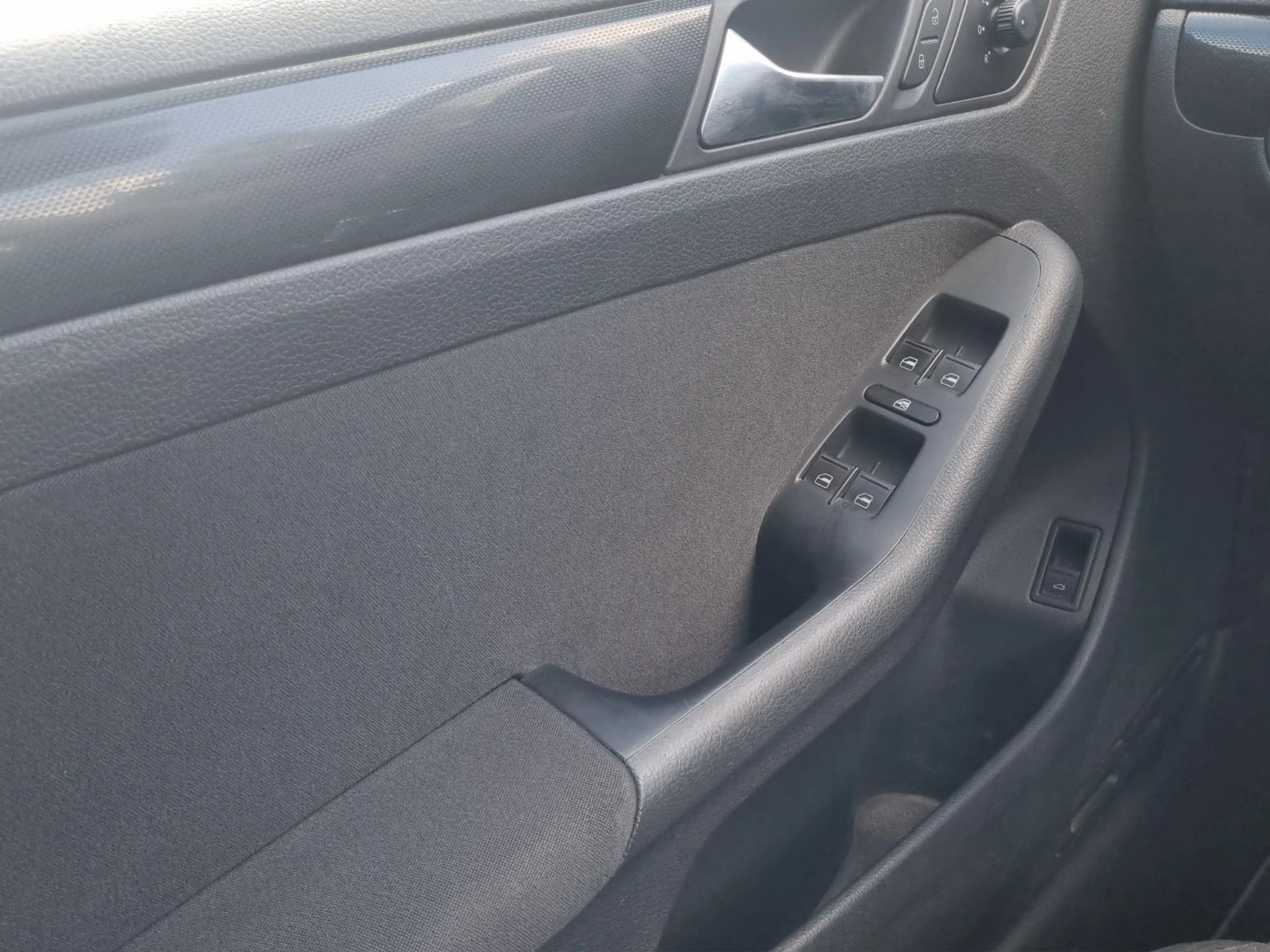 Volkswagen Jetta VI Comfortline 2.HAND WENIG KILOMETER — photo 10