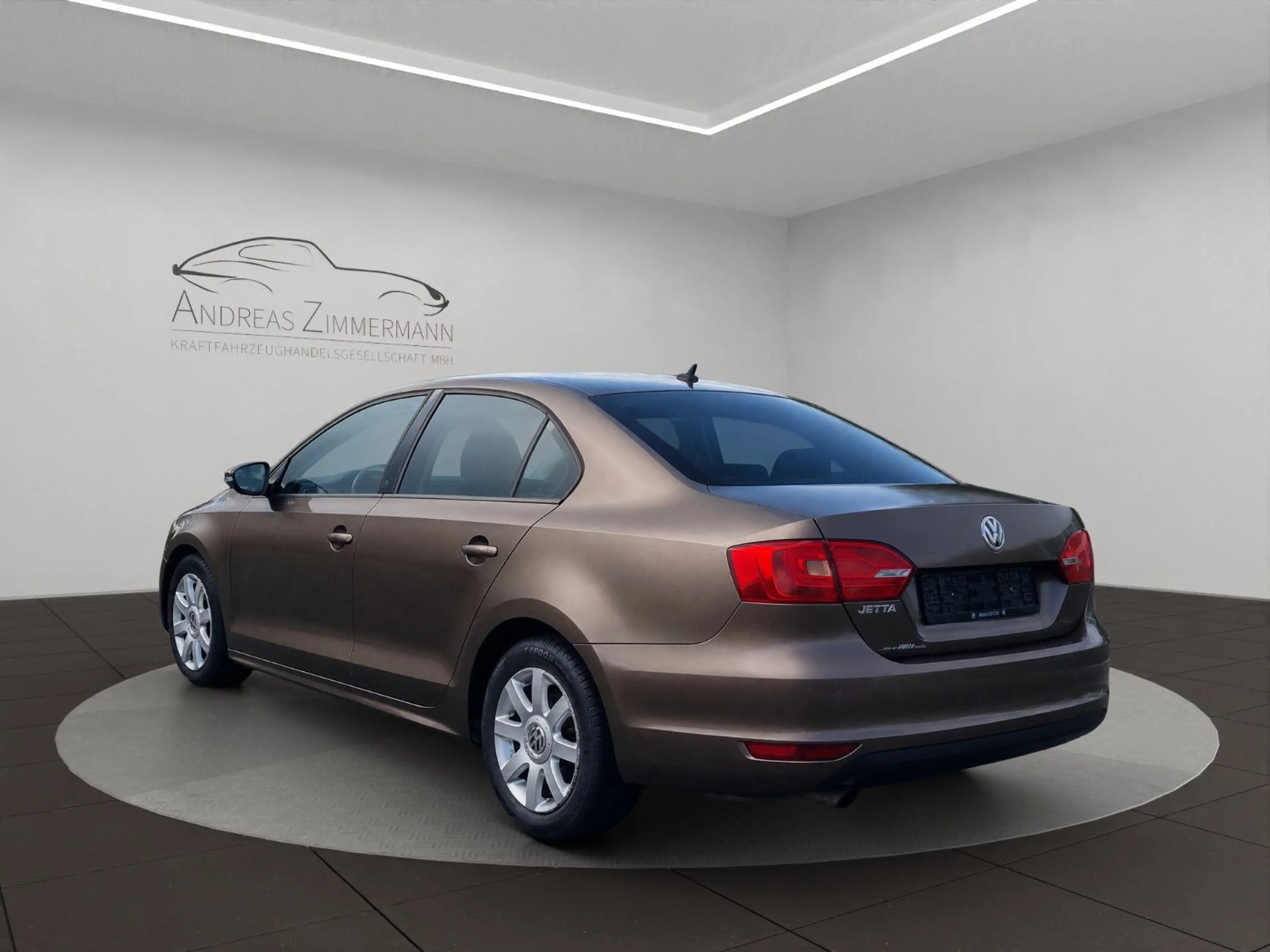 Volkswagen Jetta VI Comfortline 2.HAND WENIG KILOMETER — photo 5
