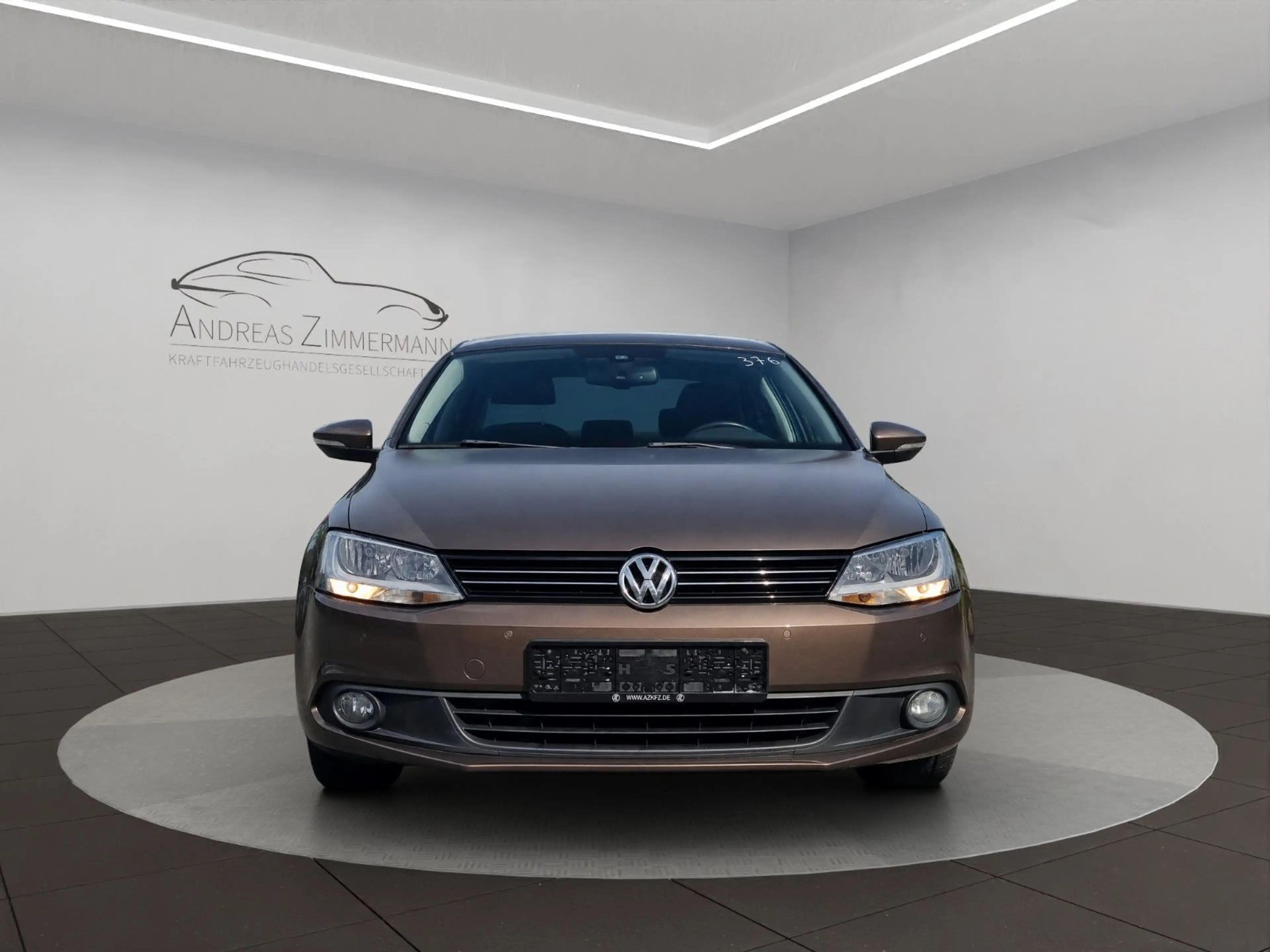 Volkswagen Jetta VI Comfortline 2.HAND WENIG KILOMETER — photo 7