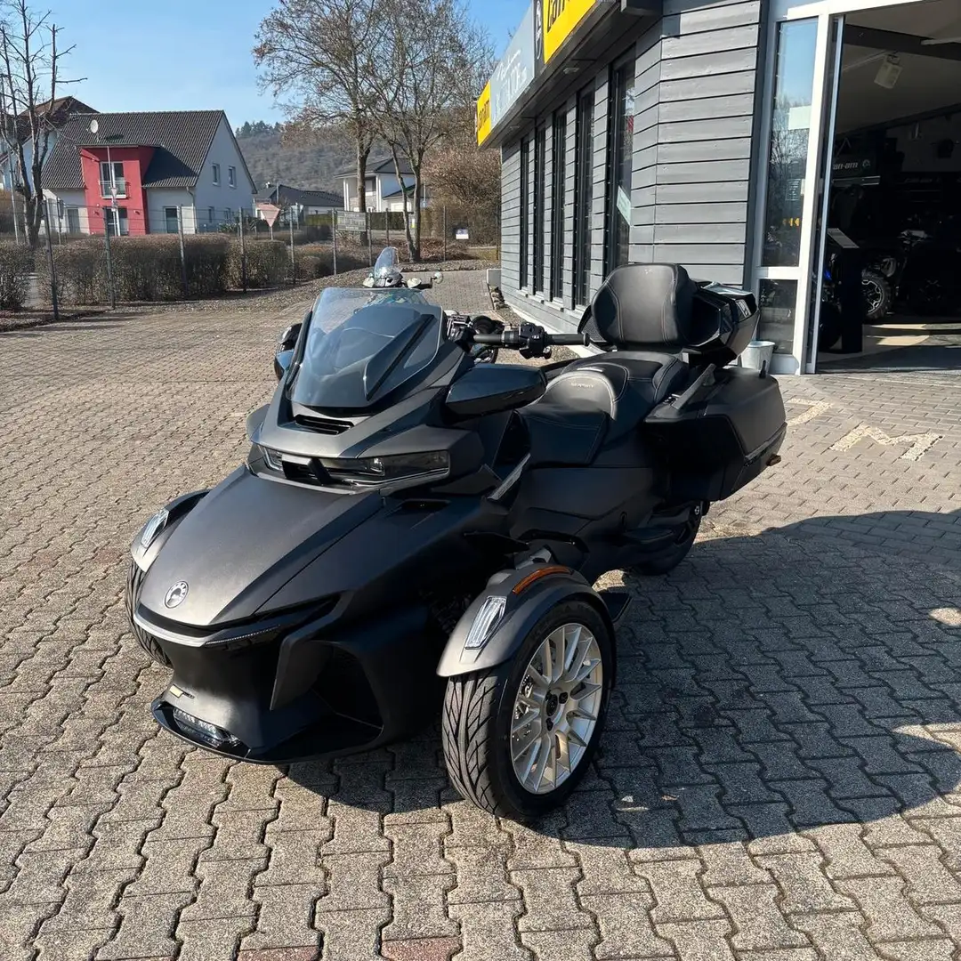 Can-Am Spyder RT Sea-to-Sky JM Black Edition Negro - 1