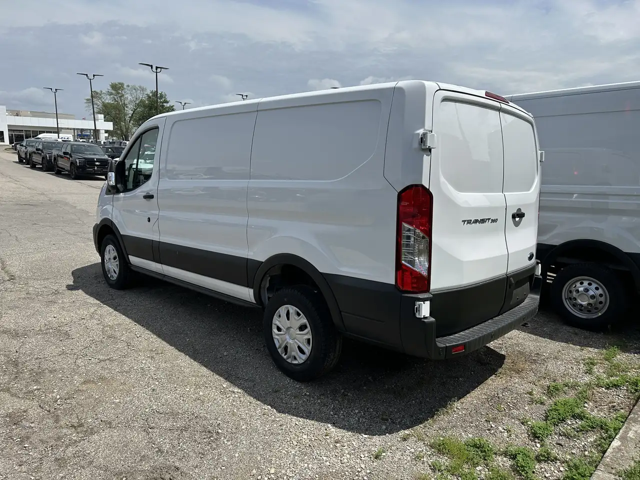 Ford Transit Cargo Van снимка Ford Transit Cargo Van