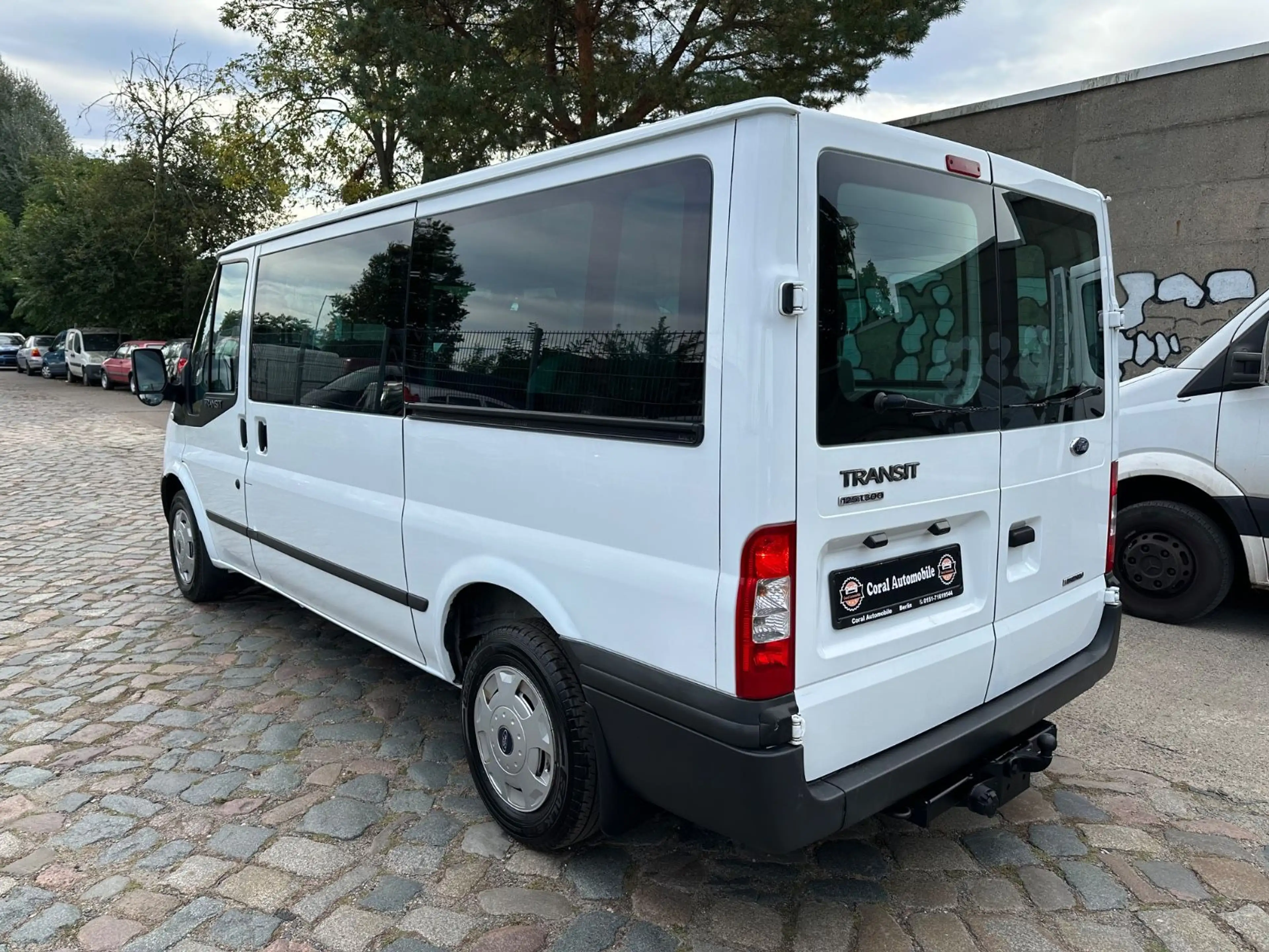 Ford Transit Kombi FT300*L2H1*9SITZE*KLIMA*AHK — photo 4