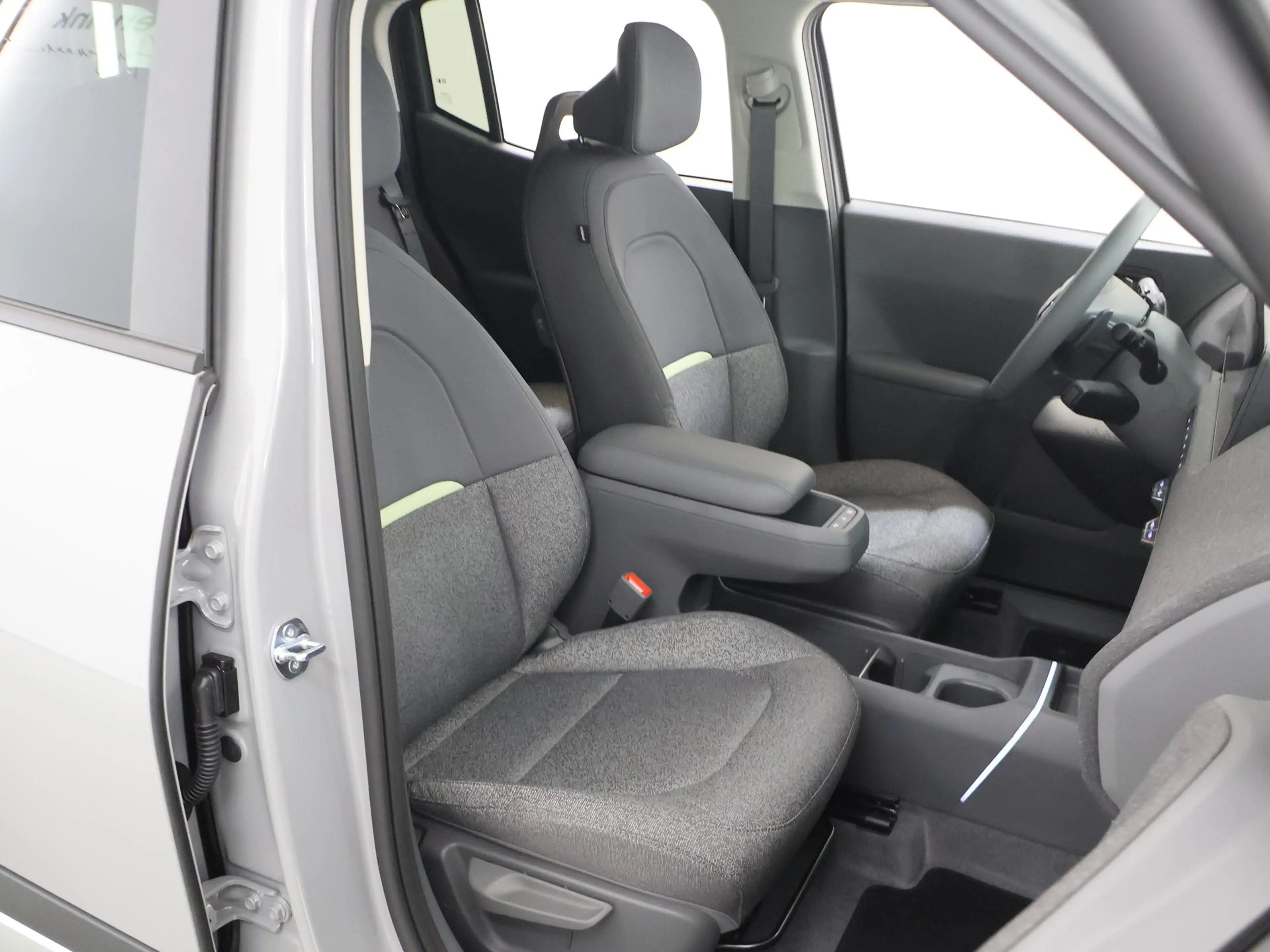 Kia EV2 Plus Advanced 42.2 kWh | Glazen schuif-/kanteldak — photo 10