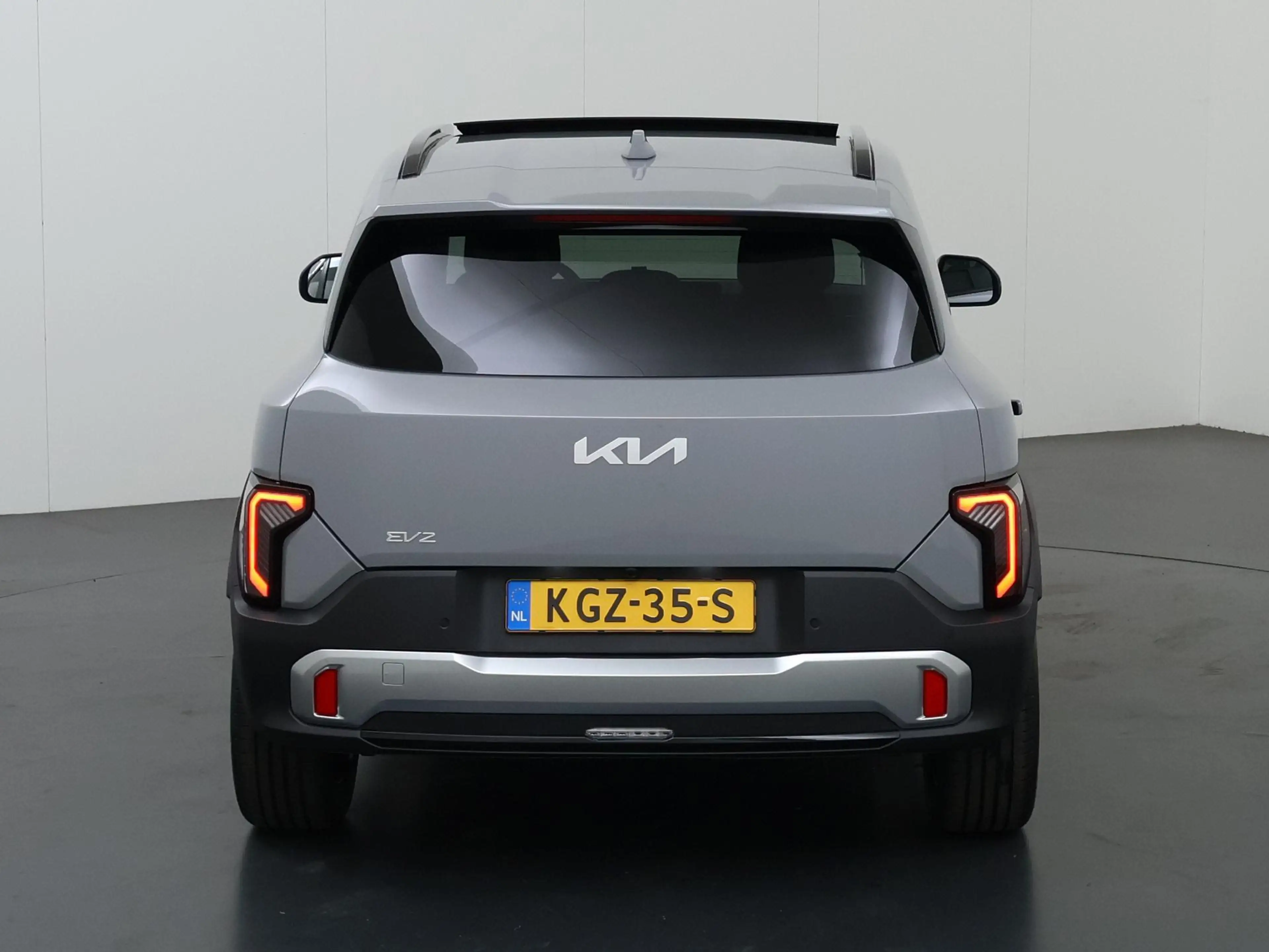 Kia EV2 Plus Advanced 42.2 kWh | Glazen schuif-/kanteldak — photo 4