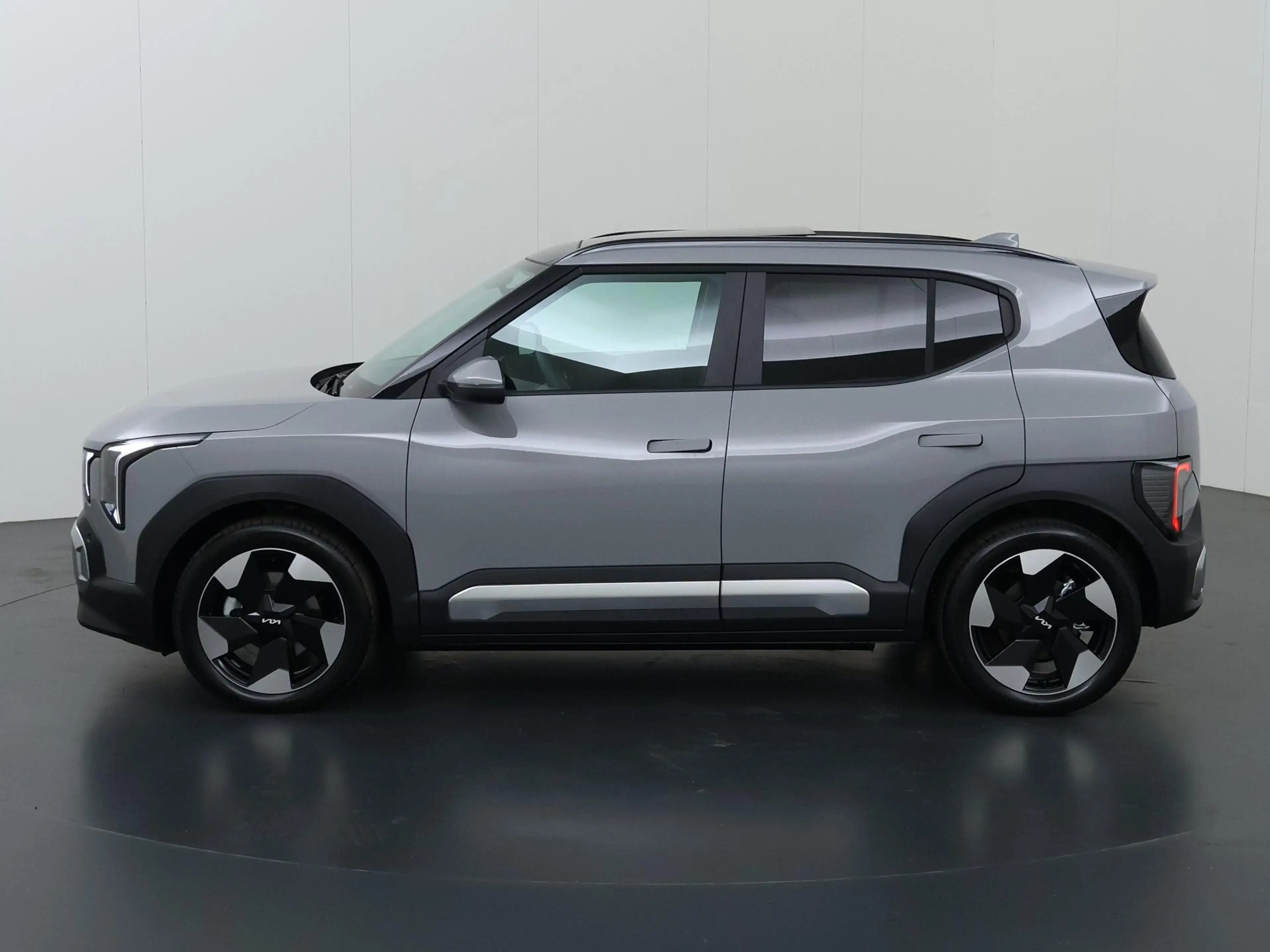 Kia EV2 Plus Advanced 42.2 kWh | Glazen schuif-/kanteldak — photo 5