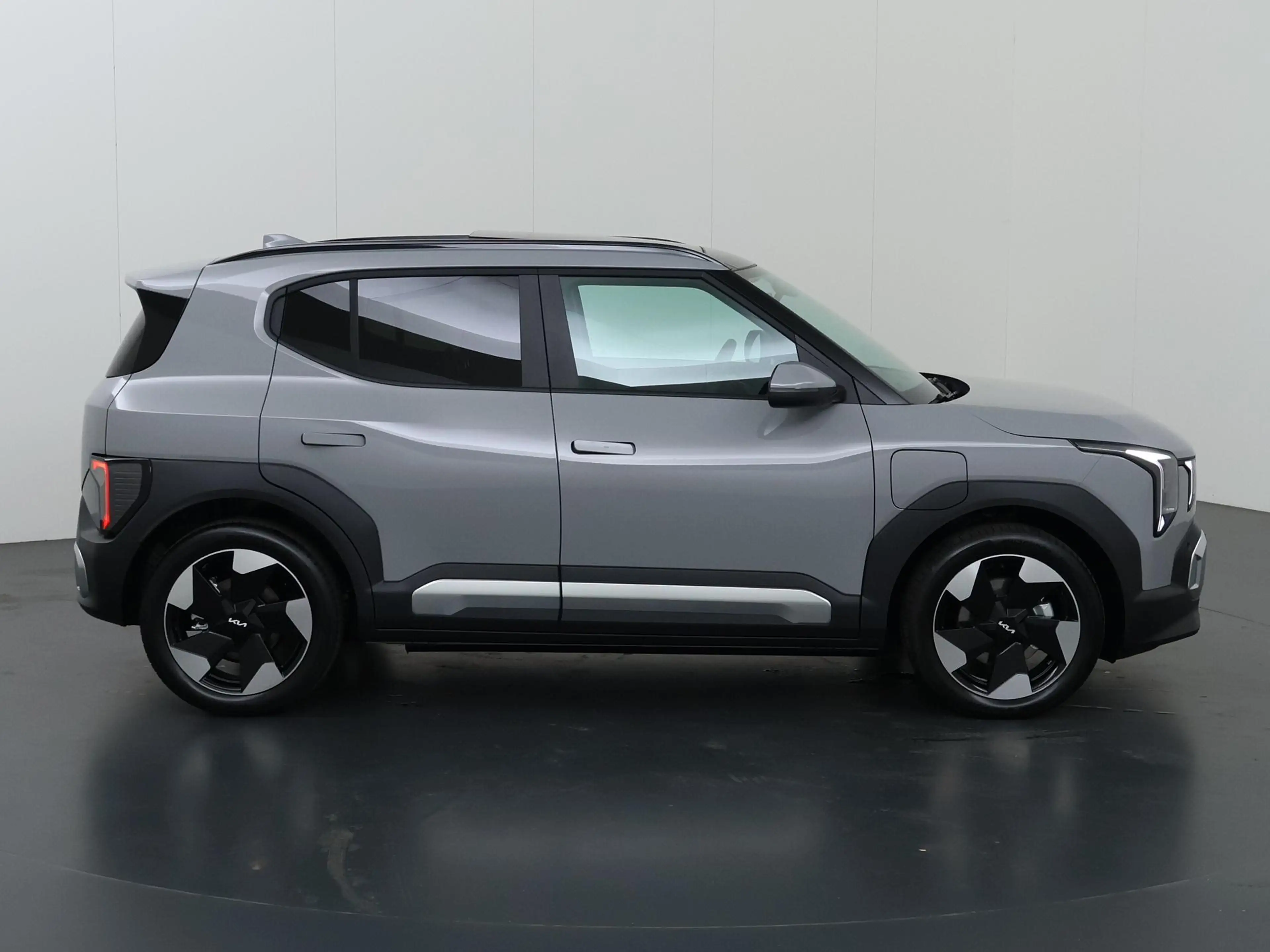 Kia EV2 Plus Advanced 42.2 kWh | Glazen schuif-/kanteldak — photo 6