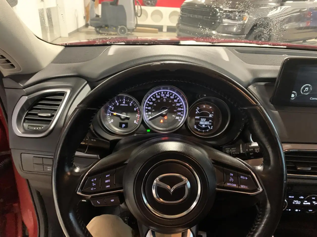 Mazda CX-9 снимка Mazda CX-9