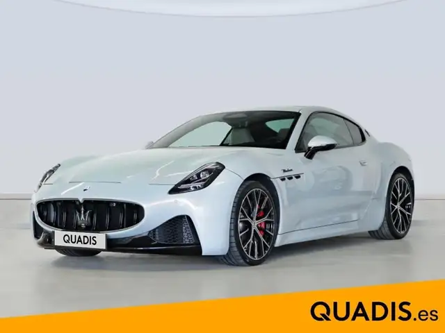 Maserati GranTurismo Modena Aut. 490 AWD