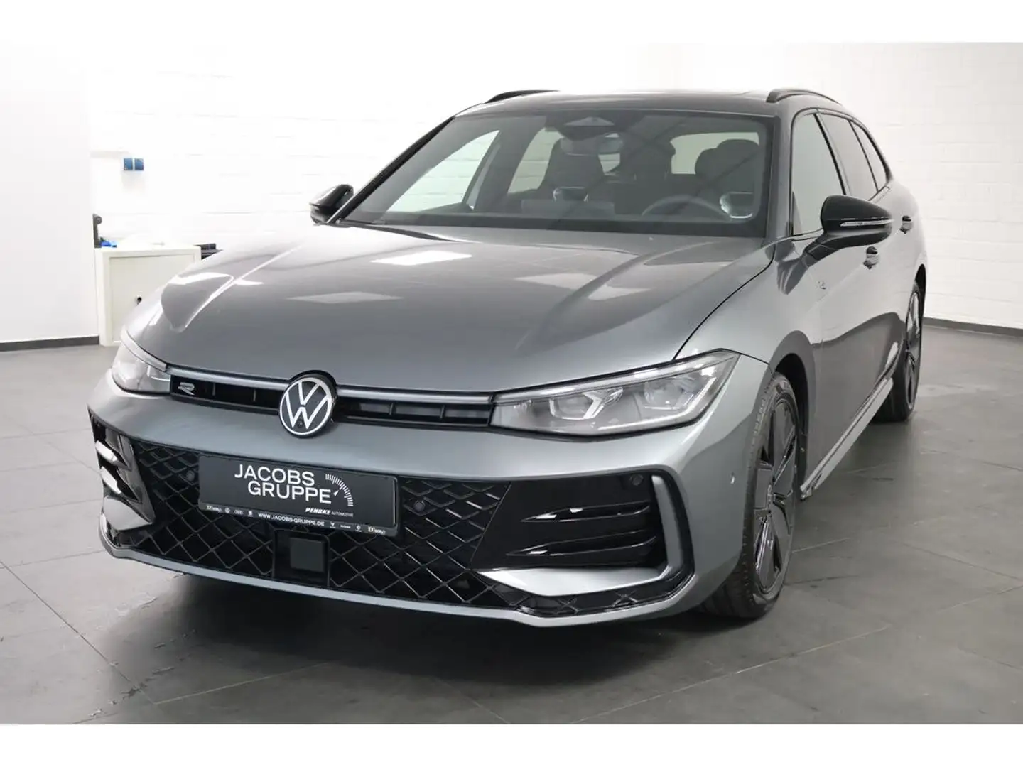 Volkswagen Passat Variant 2.0 TDI R-Line "Black Style" D Grau - 2