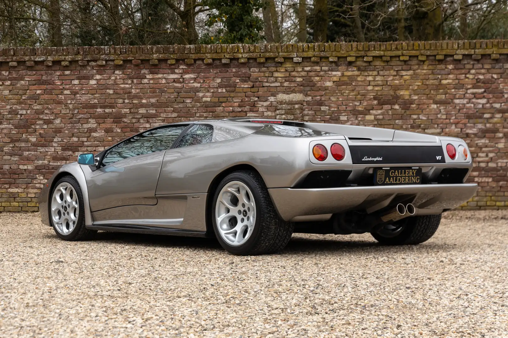 Lamborghini Diablo 6.0 V12 VT "Final year" The last year of productio Grau - 2