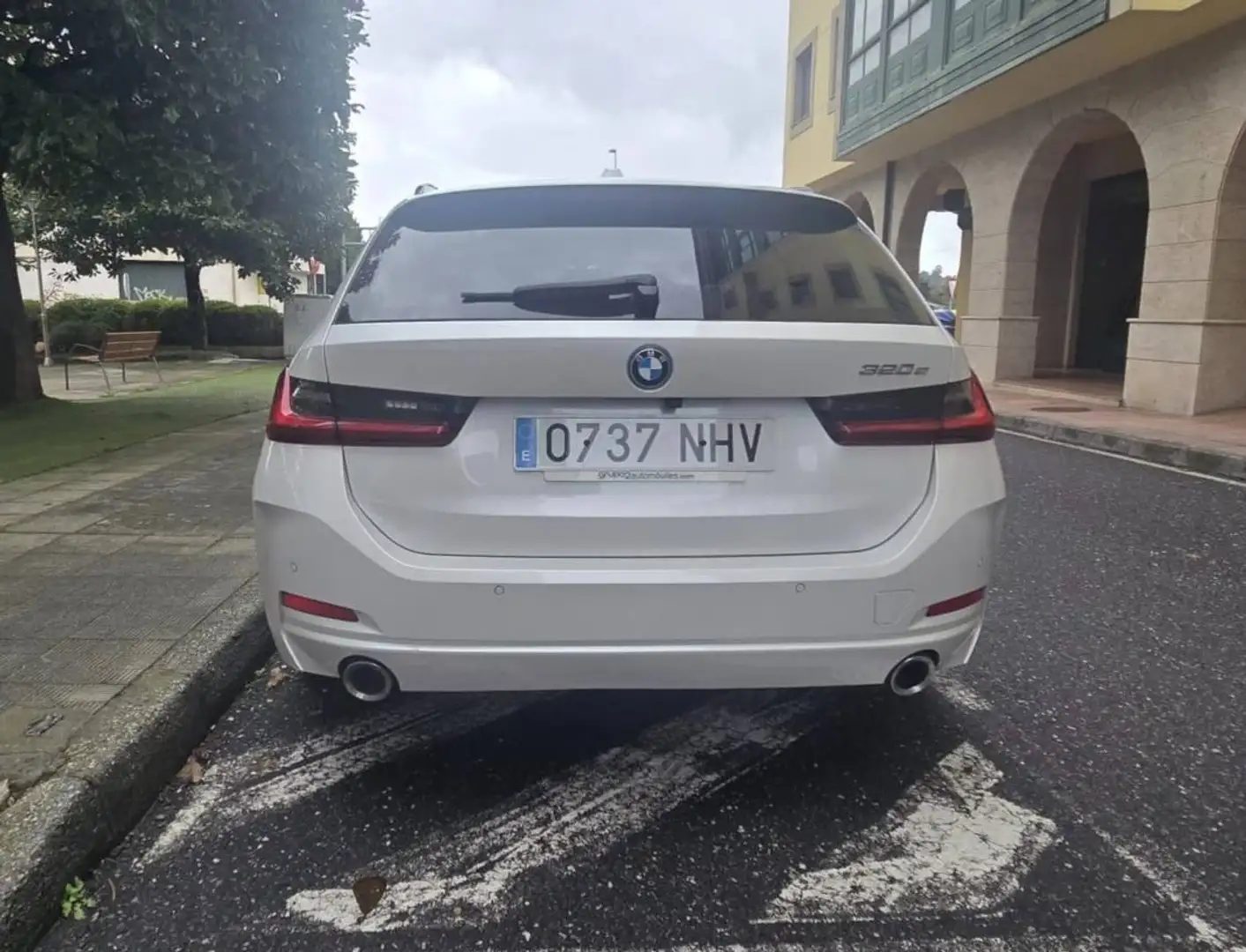 BMW 320 320e híbrido enchufable gasolina Blanco - 2