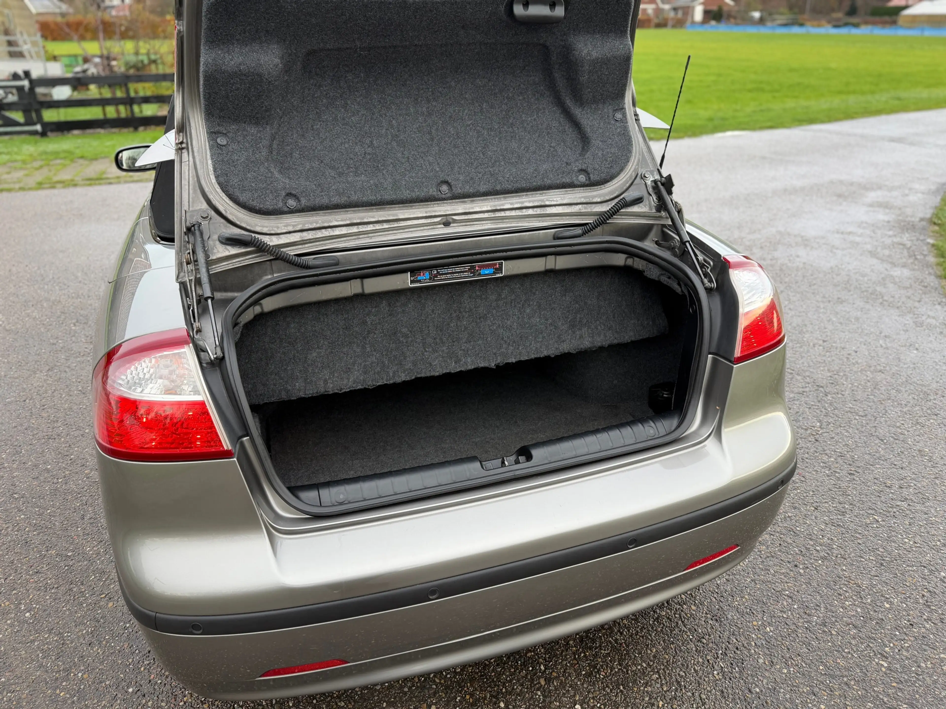 Saab 9-3 Cabrio 1.8t Vector Automaat / Leder / Clima / Stoe — photo 25