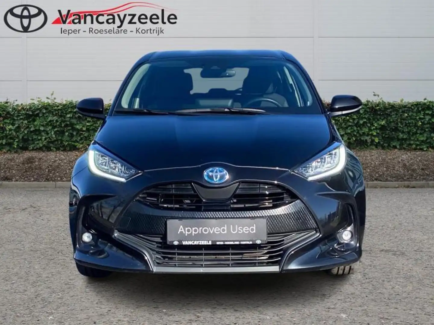 Toyota Yaris Iconic+cam+apple carplay&andro Zwart - 2