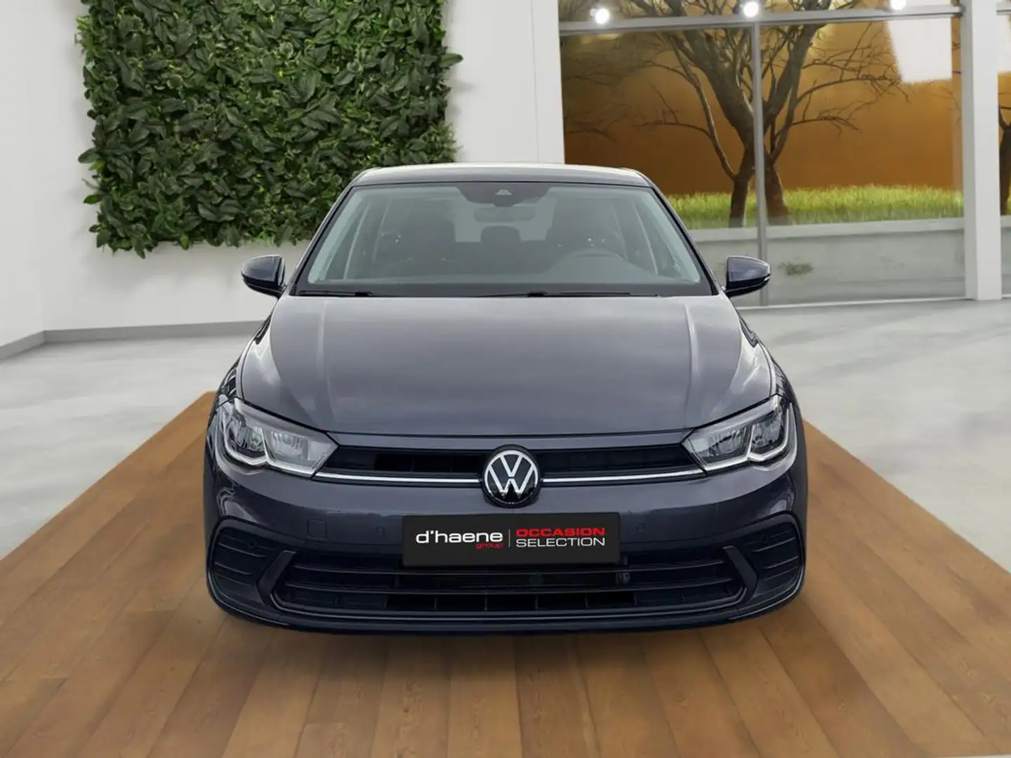 Volkswagen Polo Polo 1.0 MPI 59 kW (80 ch) 5 vitesses manuel Grau - 2