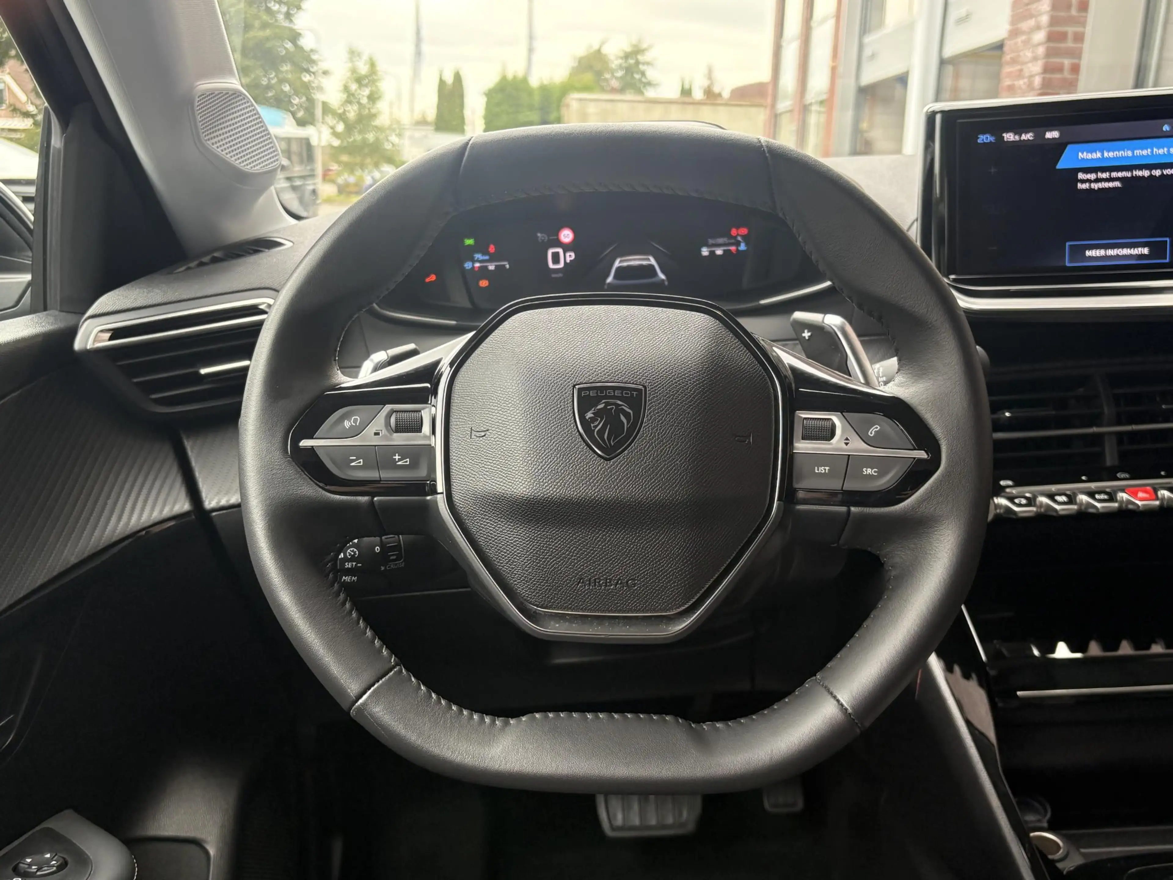 Peugeot 208 Allure 1.2 Turbo 100pk EAT8 | 3D i-COCKPIT® | NAVI — photo 13