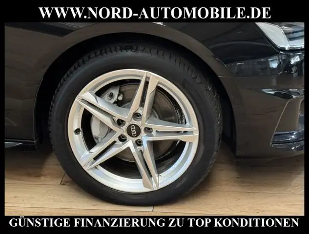 Audi A4 view 14